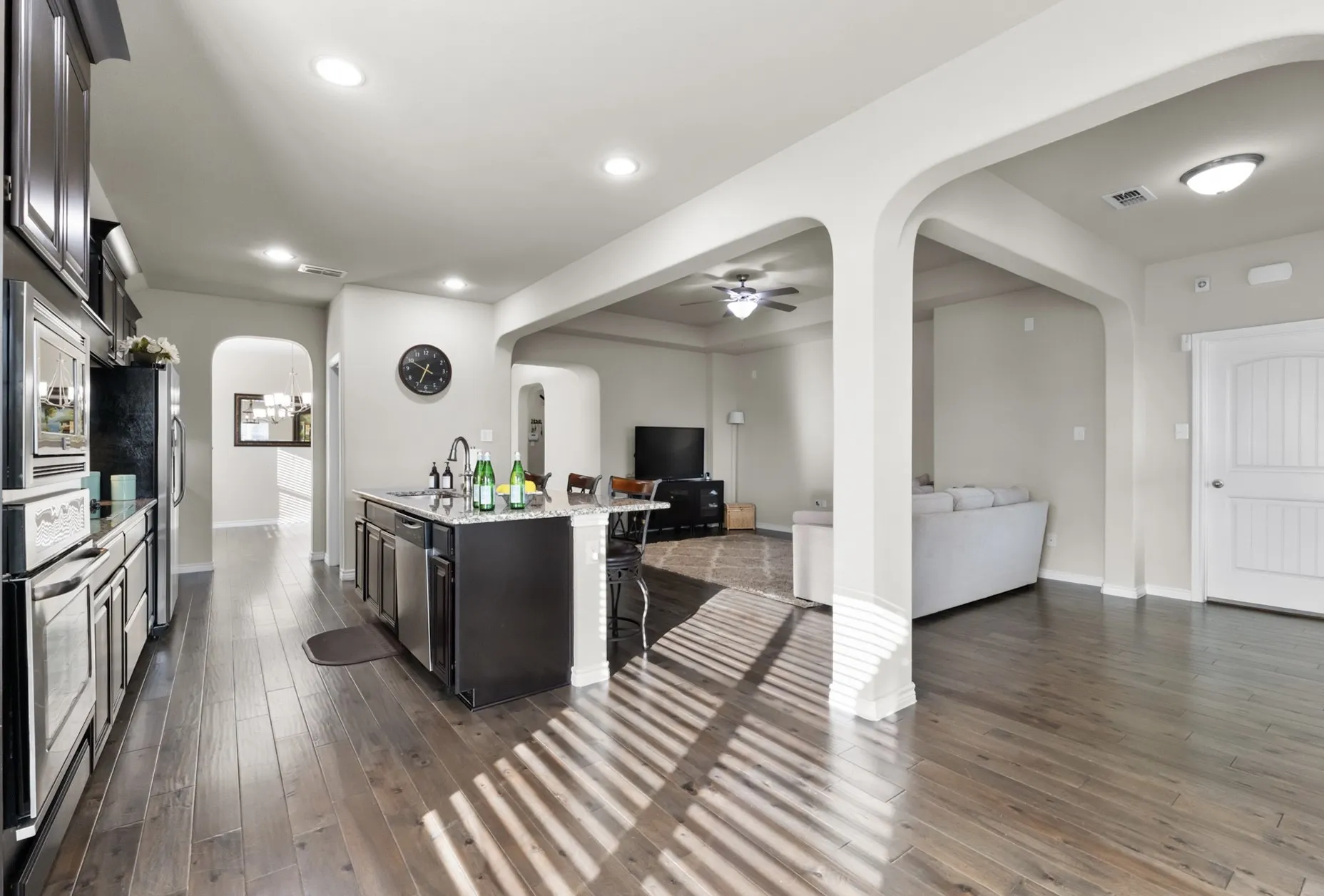 Single Family Residence For Rent in Kaufman County , 307 Acadia Lane, Forney, Texas 75126, 3 Bedroom, 2 Bathroom, 3 Garage spaces, 2,139 Sqft, built in 2016, mls#21331686, Real Estate Agent in Forney, Homes For Rent in Kaufman county, Homes For Rent in Forney, Realtor in Forney Texas, Real Estate Brokerage Independent Realty Texas, Luminita Cordes Realtor