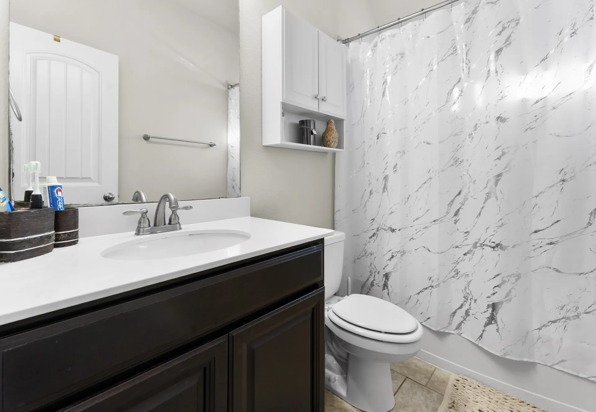 Single Family Residence For Rent in Kaufman County , 307 Acadia Lane, Forney, Texas 75126, 3 Bedroom, 2 Bathroom, 3 Garage spaces, 2,139 Sqft, built in 2016, mls#21331686, Real Estate Agent in Forney, Homes For Rent in Kaufman county, Homes For Rent in Forney, Realtor in Forney Texas, Real Estate Brokerage Independent Realty Texas, Luminita Cordes Realtor