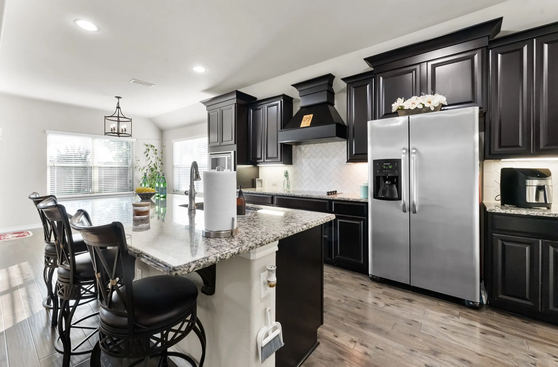Single Family Residence For Rent in Kaufman County , 307 Acadia Lane, Forney, Texas 75126, 3 Bedroom, 2 Bathroom, 3 Garage spaces, 2,139 Sqft, built in 2016, mls#21331686, Real Estate Agent in Forney, Homes For Rent in Kaufman county, Homes For Rent in Forney, Realtor in Forney Texas, Real Estate Brokerage Independent Realty Texas, Luminita Cordes Realtor