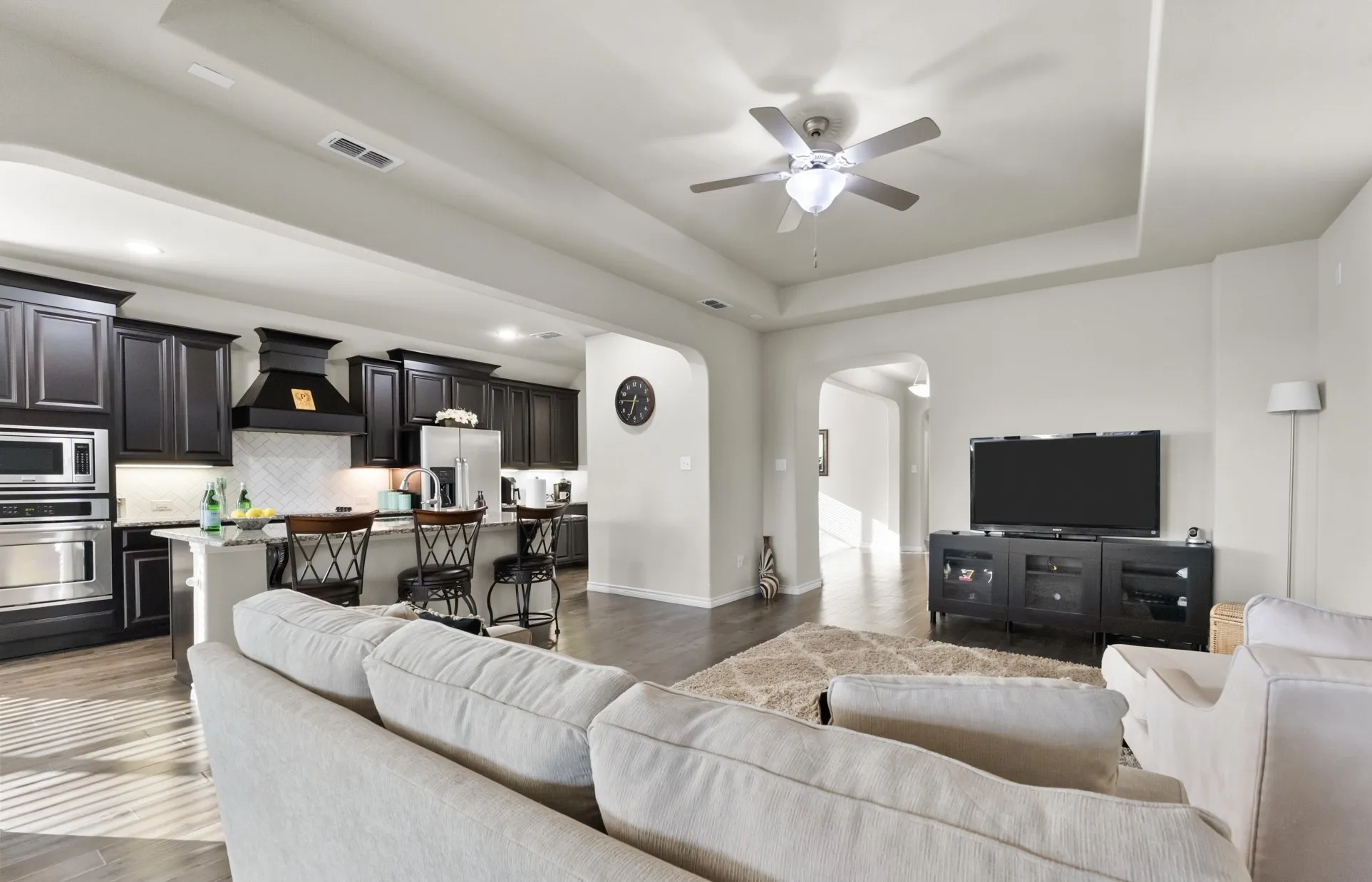 Single Family Residence For Rent in Kaufman County , 307 Acadia Lane, Forney, Texas 75126, 3 Bedroom, 2 Bathroom, 3 Garage spaces, 2,139 Sqft, built in 2016, mls#21331686, Real Estate Agent in Forney, Homes For Rent in Kaufman county, Homes For Rent in Forney, Realtor in Forney Texas, Real Estate Brokerage Independent Realty Texas, Luminita Cordes Realtor