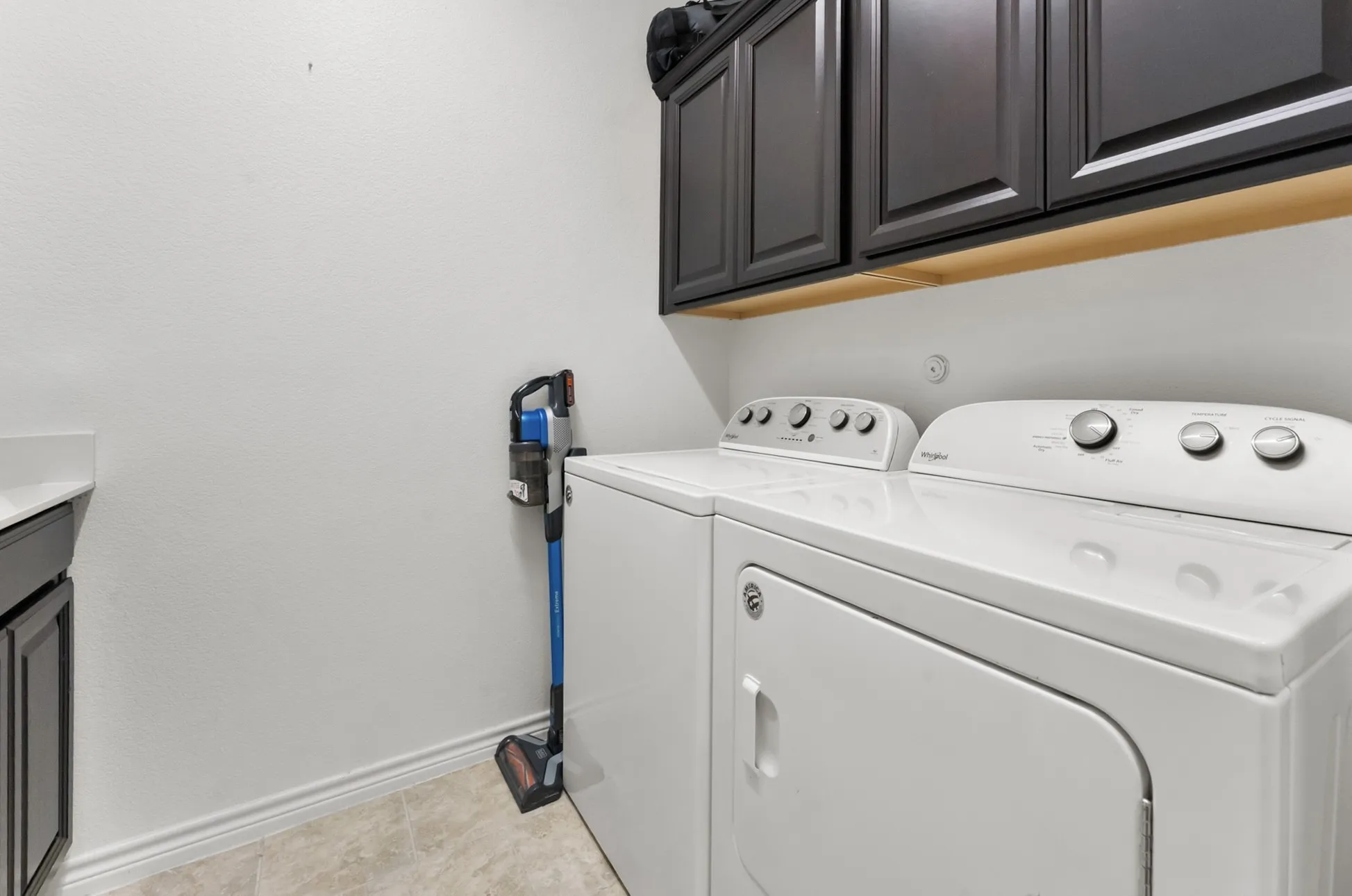 Single Family Residence For Rent in Kaufman County , 307 Acadia Lane, Forney, Texas 75126, 3 Bedroom, 2 Bathroom, 3 Garage spaces, 2,139 Sqft, built in 2016, mls#21331686, Real Estate Agent in Forney, Homes For Rent in Kaufman county, Homes For Rent in Forney, Realtor in Forney Texas, Real Estate Brokerage Independent Realty Texas, Luminita Cordes Realtor
