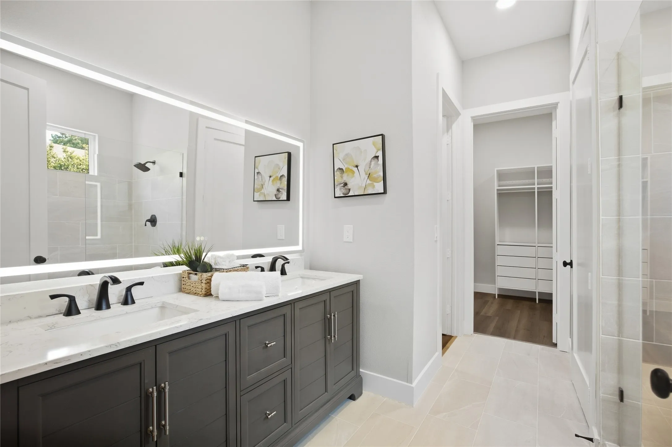 Single Family Residence For Sale in Dallas County , 531 Shirley Court, Richardson, Texas 75081, 3 Bedroom, 3 Bathroom, 2 Garage spaces, 2,153 Sqft, built in 2026, mls#21323039, Real Estate Agent in Richardson, Homes For Sale in Dallas county, Homes For Sale in Richardson, Realtor in Richardson Texas, Real Estate Brokerage Independent Realty Texas, Luminita Cordes Realtor
