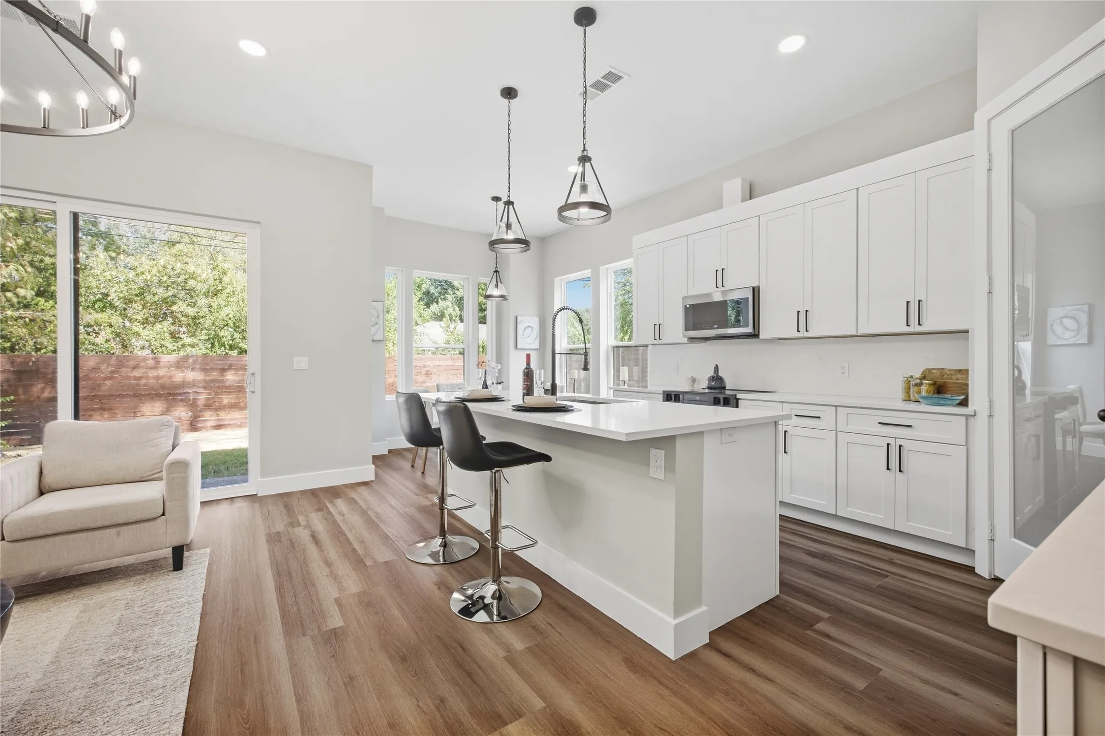 Single Family Residence For Sale in Dallas County , 531 Shirley Court, Richardson, Texas 75081, 3 Bedroom, 3 Bathroom, 2 Garage spaces, 2,153 Sqft, built in 2026, mls#21323039, Real Estate Agent in Richardson, Homes For Sale in Dallas county, Homes For Sale in Richardson, Realtor in Richardson Texas, Real Estate Brokerage Independent Realty Texas, Luminita Cordes Realtor