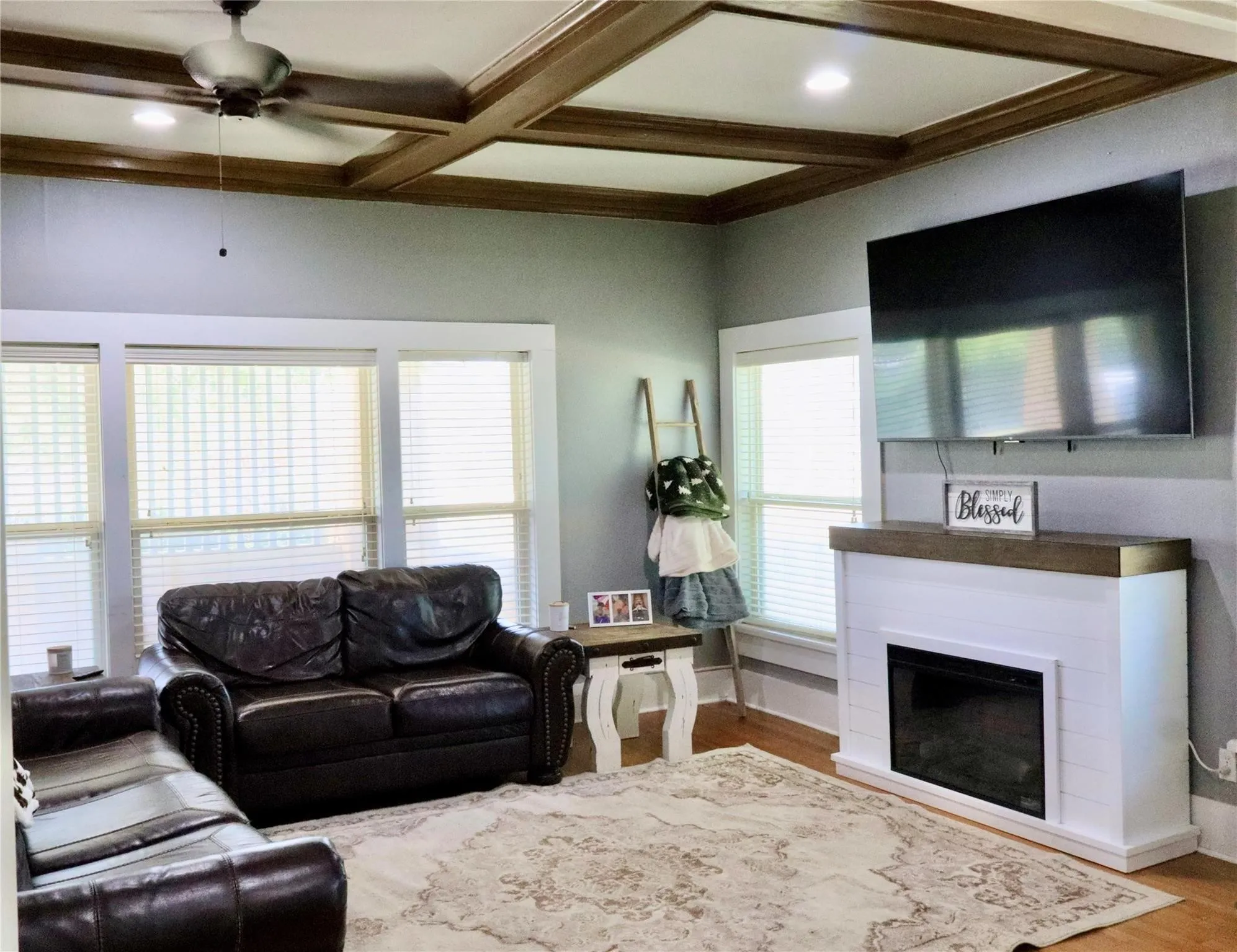 Single Family Residence For Sale in Palo Pinto County , 203 E Bennett Street, Strawn, Texas 76475, 2 Bedrooms, 1 Bathroom, Garage spaces, 2,150 Sqft, built in 1920, Price $214,900, mls#21331804, Real Estate Agent in Strawn, Homes For Sale in Palo Pinto county, Homes For Sale in Strawn, Realtor in Strawn Texas, Real Estate Brokerage Independent Realty Texas, Luminita Cordes Realtor