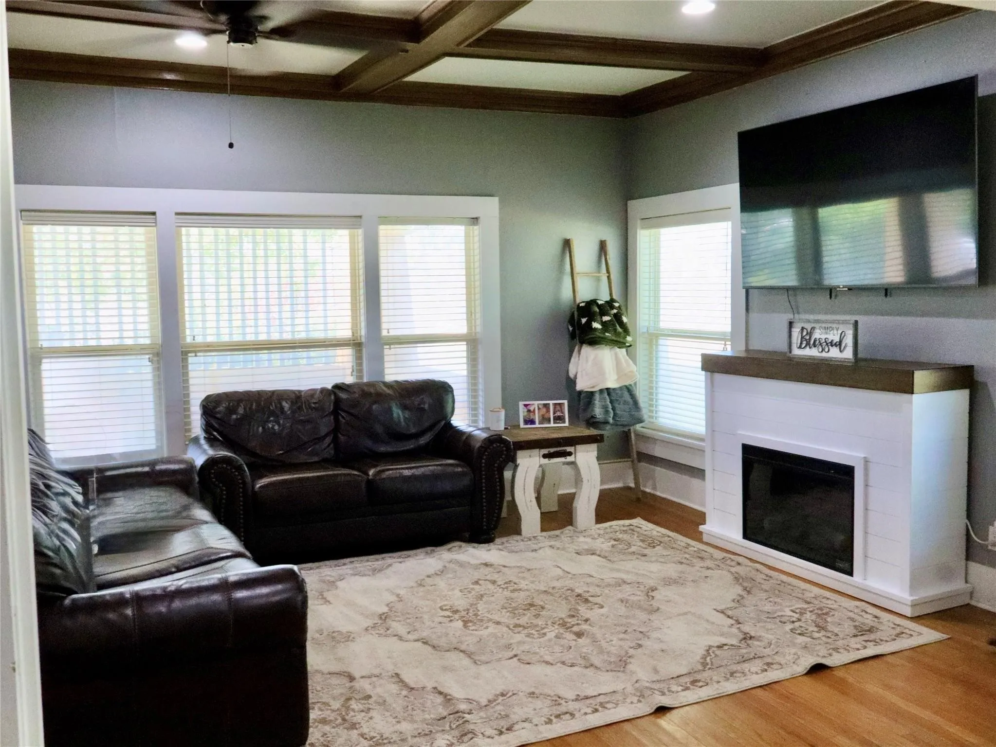 Single Family Residence For Sale in Palo Pinto County , 203 E Bennett Street, Strawn, Texas 76475, 2 Bedrooms, 1 Bathroom, Garage spaces, 2,150 Sqft, built in 1920, Price $214,900, mls#21331804, Real Estate Agent in Strawn, Homes For Sale in Palo Pinto county, Homes For Sale in Strawn, Realtor in Strawn Texas, Real Estate Brokerage Independent Realty Texas, Luminita Cordes Realtor