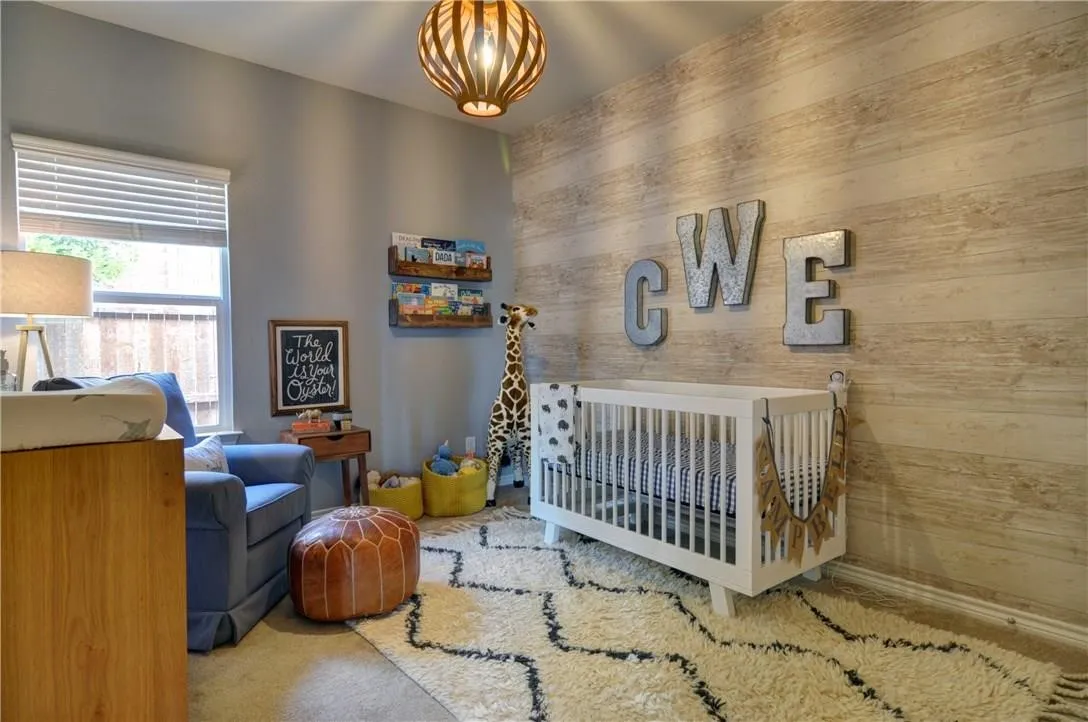 Single Family Residence For Rent in Tarrant County , 4805 Bryce Avenue, Fort Worth, Texas 76107, 3 Bedroom, 2 Bathroom, 2 Garage spaces, 1,784 Sqft, built in 2010, mls#21331886, Real Estate Agent in Fort Worth, Homes For Rent in Tarrant county, Homes For Rent in Fort Worth, Realtor in Fort Worth Texas, Real Estate Brokerage Independent Realty Texas, Luminita Cordes Realtor