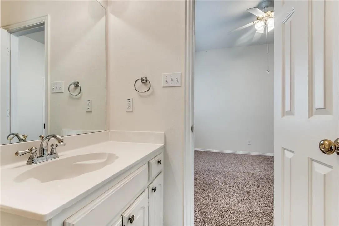 Single Family Residence For Rent in Denton County , 4041 Brazos Drive, Carrollton, Texas 75007, 4 Bedroom, 3 Bathroom, 2 Garage spaces, 2,107 Sqft, built in 1995, mls#21330543, Real Estate Agent in Carrollton, Homes For Rent in Denton county, Homes For Rent in Carrollton, Realtor in Carrollton Texas, Real Estate Brokerage Independent Realty Texas, Luminita Cordes Realtor