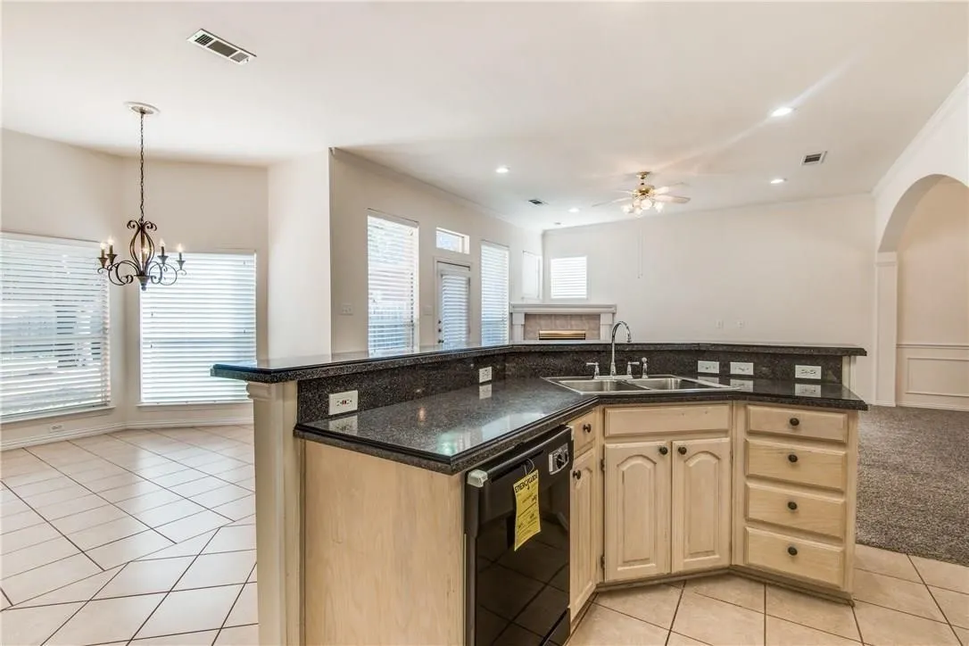 Single Family Residence For Rent in Denton County , 4041 Brazos Drive, Carrollton, Texas 75007, 4 Bedroom, 3 Bathroom, 2 Garage spaces, 2,107 Sqft, built in 1995, mls#21330543, Real Estate Agent in Carrollton, Homes For Rent in Denton county, Homes For Rent in Carrollton, Realtor in Carrollton Texas, Real Estate Brokerage Independent Realty Texas, Luminita Cordes Realtor