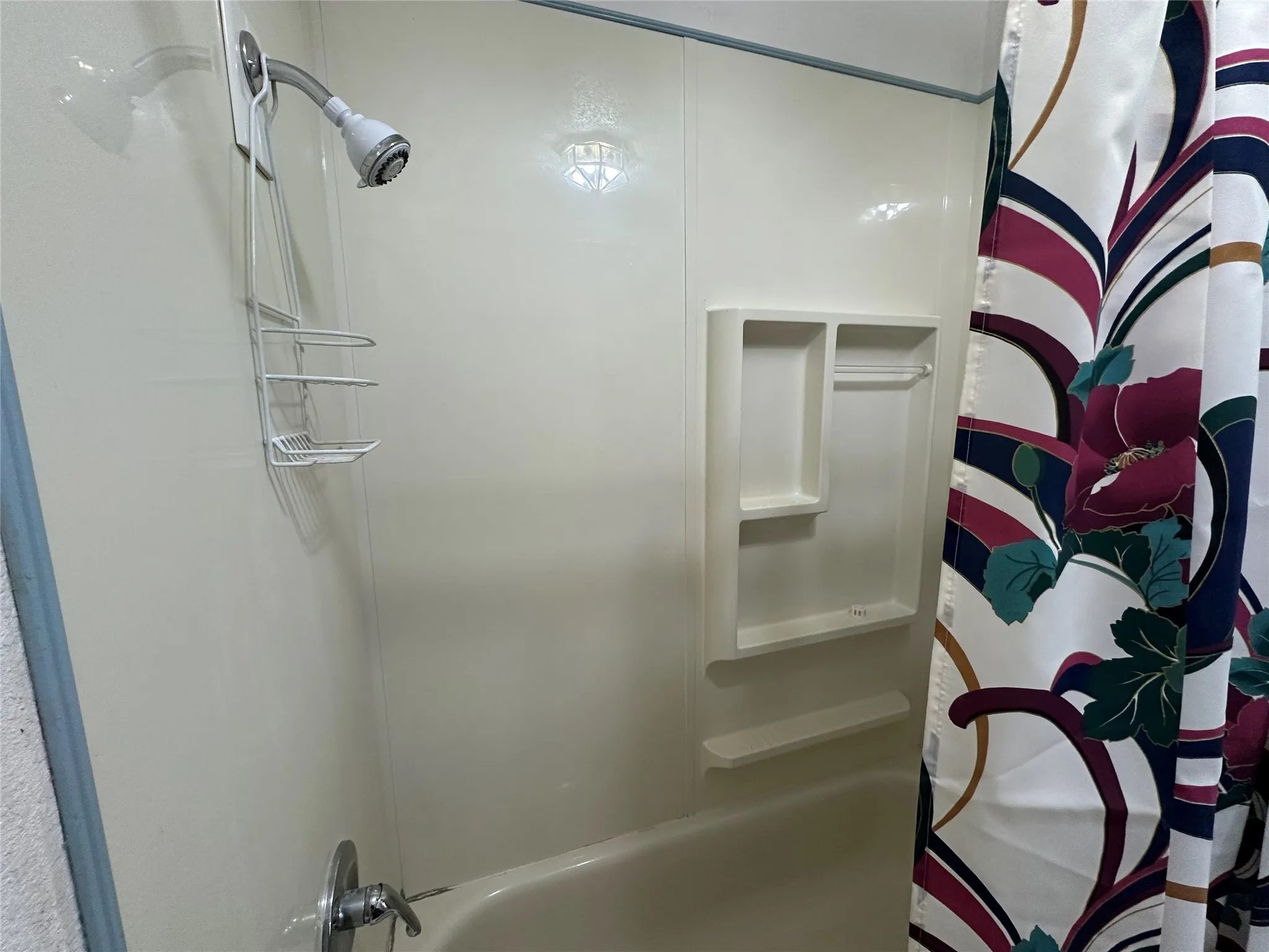 Single Family Residence For Sale in Hamilton County , 377c County Road 3244, Hico, Texas 76457, 3 Bedrooms, 2 Bathrooms, 2 Garage spaces, 2,539 Sqft, built in 1983, Price $699,000, mls#21331901, Real Estate Agent in Hico, Homes For Sale in Hamilton county, Homes For Sale in Hico, Realtor in Hico Texas, Real Estate Brokerage Independent Realty Texas, Luminita Cordes Realtor