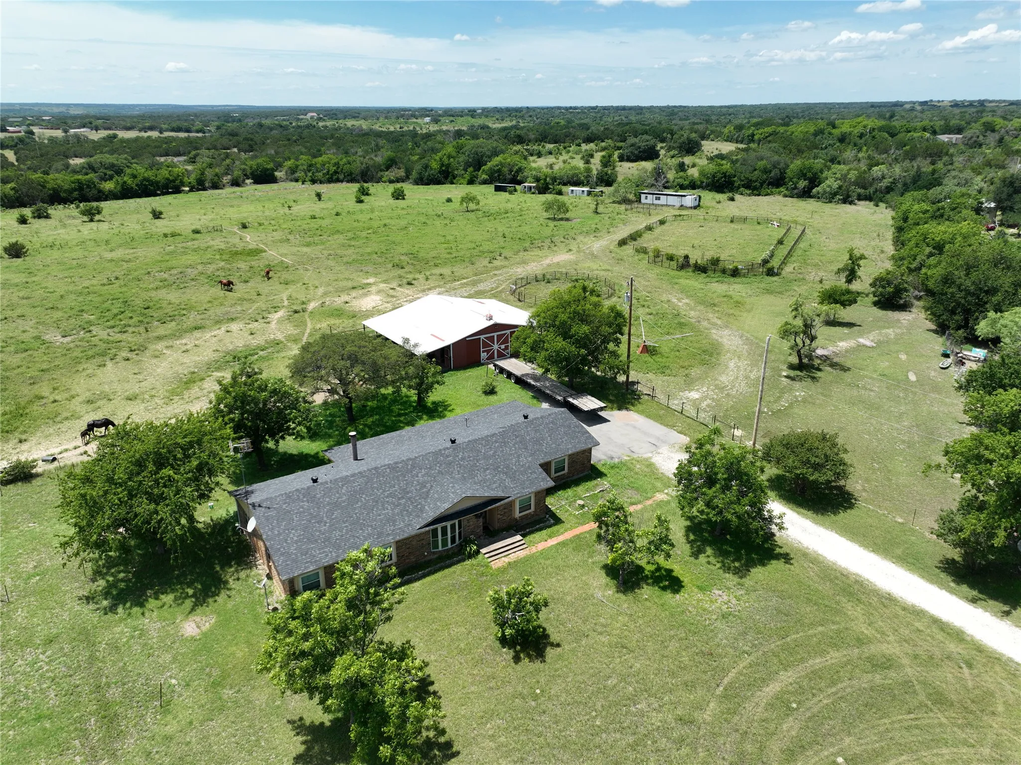 Single Family Residence For Sale in Hamilton County , 377c County Road 3244, Hico, Texas 76457, 3 Bedrooms, 2 Bathrooms, 2 Garage spaces, 2,539 Sqft, built in 1983, Price $699,000, mls#21331901, Real Estate Agent in Hico, Homes For Sale in Hamilton county, Homes For Sale in Hico, Realtor in Hico Texas, Real Estate Brokerage Independent Realty Texas, Luminita Cordes Realtor