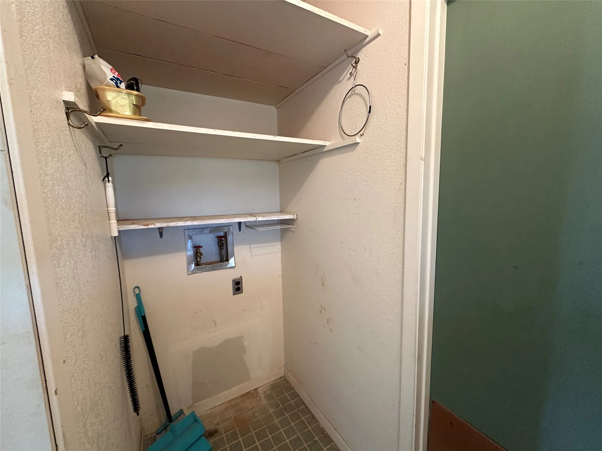 Single Family Residence For Sale in Hamilton County , 377c County Road 3244, Hico, Texas 76457, 3 Bedrooms, 2 Bathrooms, 2 Garage spaces, 2,539 Sqft, built in 1983, Price $699,000, mls#21331901, Real Estate Agent in Hico, Homes For Sale in Hamilton county, Homes For Sale in Hico, Realtor in Hico Texas, Real Estate Brokerage Independent Realty Texas, Luminita Cordes Realtor