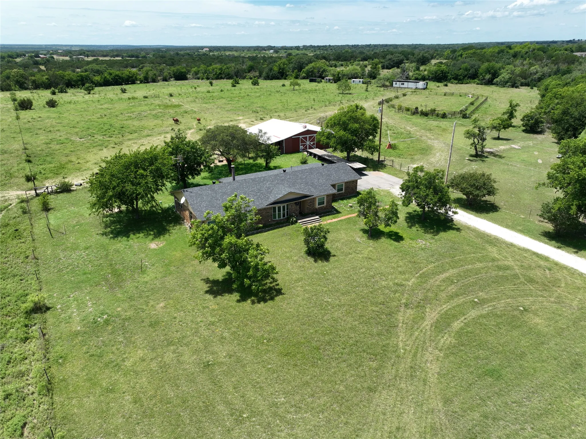 Single Family Residence For Sale in Hamilton County , 377c County Road 3244, Hico, Texas 76457, 3 Bedrooms, 2 Bathrooms, 2 Garage spaces, 2,539 Sqft, built in 1983, Price $699,000, mls#21331901, Real Estate Agent in Hico, Homes For Sale in Hamilton county, Homes For Sale in Hico, Realtor in Hico Texas, Real Estate Brokerage Independent Realty Texas, Luminita Cordes Realtor