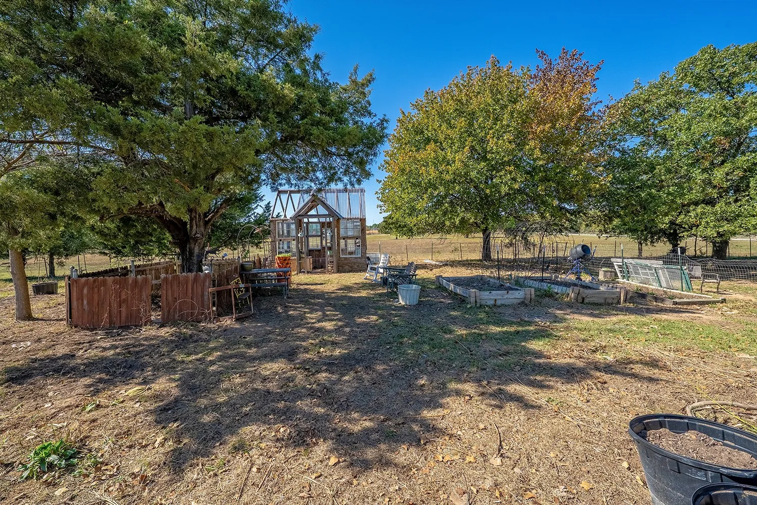 Single Family Residence For Sale in Cooke County , 1696 County road 222, Gainesville, Texas 76240, 2 Bedroom, 1 Bathroom, Garage spaces, 720 Sqft, built in 2021, mls#21331911, Real Estate Agent in Gainesville, Homes For Sale in Cooke county, Homes For Sale in Gainesville, Realtor in Gainesville Texas, Real Estate Brokerage Independent Realty Texas, Luminita Cordes Realtor