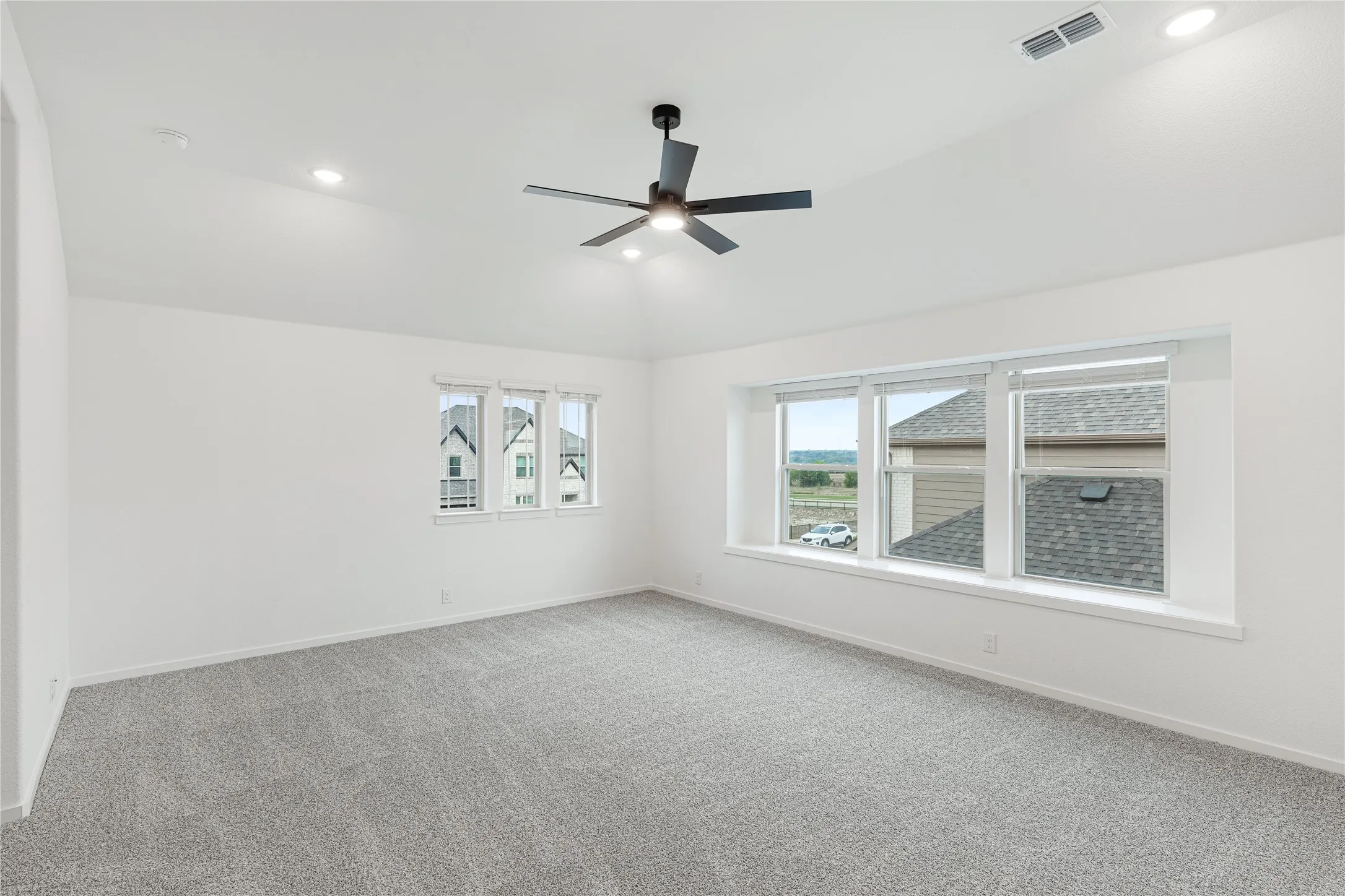 Single Family Residence For Sale in Ellis County , 3837 Eagles Bluff Road, Midlothian, Texas 76065, 5 Bedroom, 4 Bathroom, 3 Garage spaces, 3,430 Sqft, built in 2026, mls#21331412, Real Estate Agent in Midlothian, Homes For Sale in Ellis county, Homes For Sale in Midlothian, Realtor in Midlothian Texas, Real Estate Brokerage Independent Realty Texas, Luminita Cordes Realtor