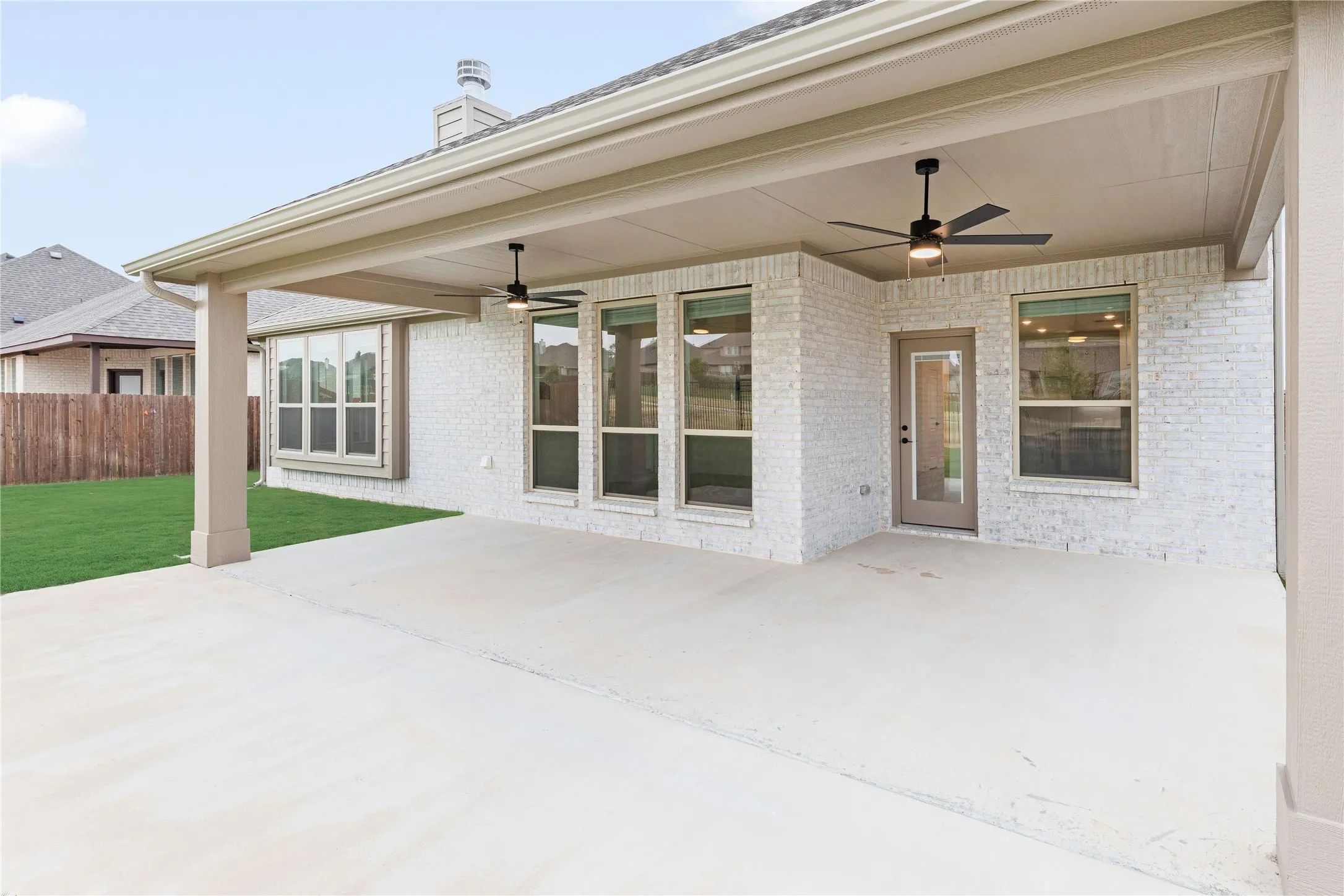 Single Family Residence For Sale in Ellis County , 3837 Eagles Bluff Road, Midlothian, Texas 76065, 5 Bedroom, 4 Bathroom, 3 Garage spaces, 3,430 Sqft, built in 2026, mls#21331412, Real Estate Agent in Midlothian, Homes For Sale in Ellis county, Homes For Sale in Midlothian, Realtor in Midlothian Texas, Real Estate Brokerage Independent Realty Texas, Luminita Cordes Realtor