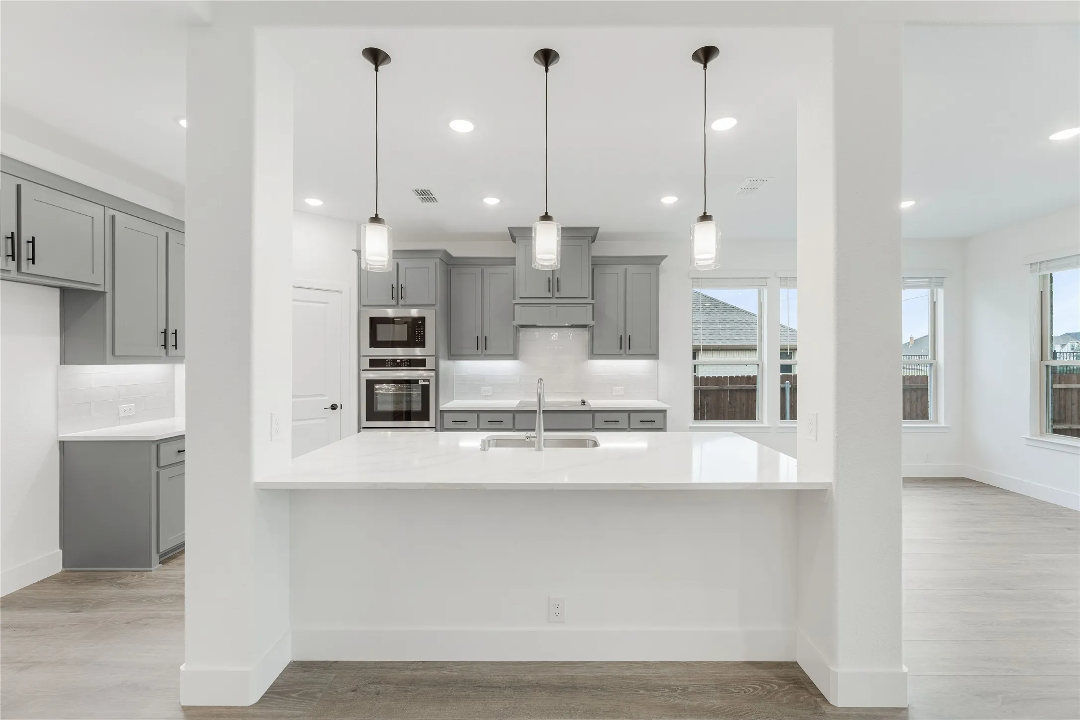 Single Family Residence For Sale in Ellis County , 3837 Eagles Bluff Road, Midlothian, Texas 76065, 5 Bedroom, 4 Bathroom, 3 Garage spaces, 3,430 Sqft, built in 2026, mls#21331412, Real Estate Agent in Midlothian, Homes For Sale in Ellis county, Homes For Sale in Midlothian, Realtor in Midlothian Texas, Real Estate Brokerage Independent Realty Texas, Luminita Cordes Realtor