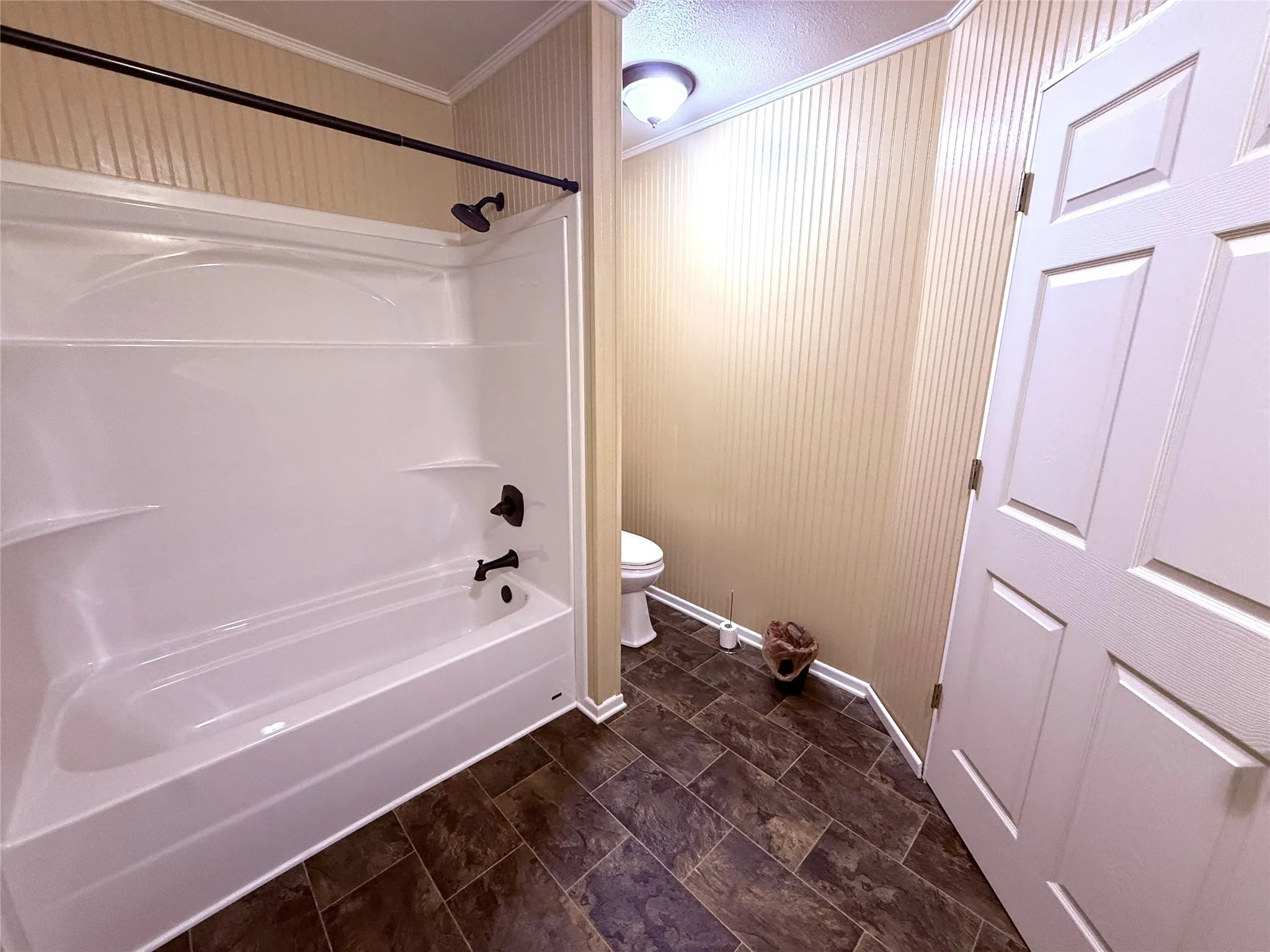 Single Family Residence For Sale in Franklin (TX) County , 175 County Road Nw 1010, Mount Vernon, Texas 75457, 2 Bedroom, 1 Bathroom, Garage spaces, 1,350 Sqft, built in 2013, mls#21330855, Real Estate Agent in Mount Vernon, Homes For Sale in Franklin (TX) county, Homes For Sale in Mount Vernon, Realtor in Mount Vernon Texas, Real Estate Brokerage Independent Realty Texas, Luminita Cordes Realtor