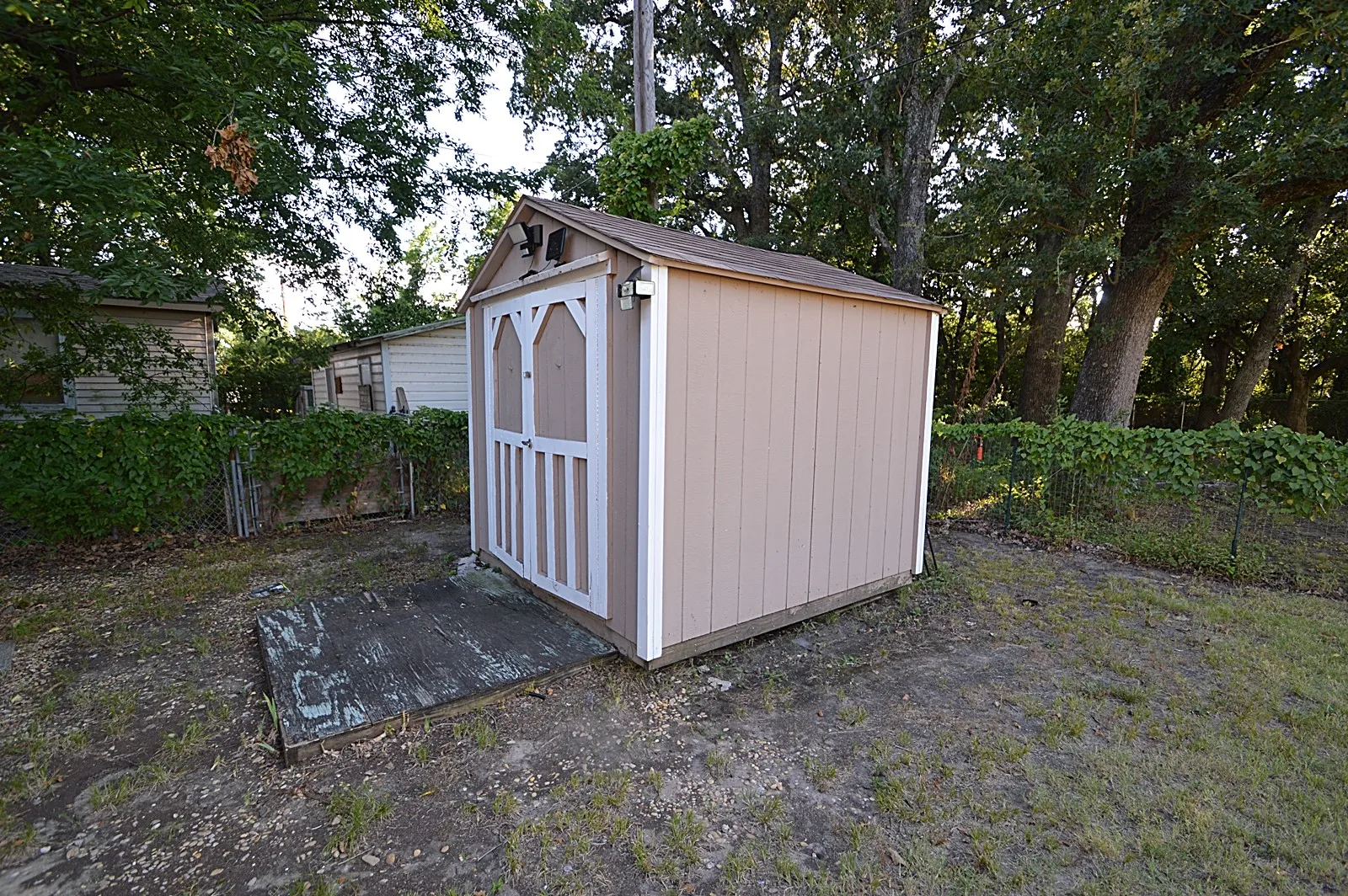 Single Family Residence For Rent in Hunt County , 201 Kirk Lane, West Tawakoni, Texas 75474, 3 Bedroom, 1 Bathroom, Garage spaces, 1,210 Sqft, built in 1985, mls#21331931, Real Estate Agent in West Tawakoni, Homes For Rent in Hunt county, Homes For Rent in West Tawakoni, Realtor in West Tawakoni Texas, Real Estate Brokerage Independent Realty Texas, Luminita Cordes Realtor