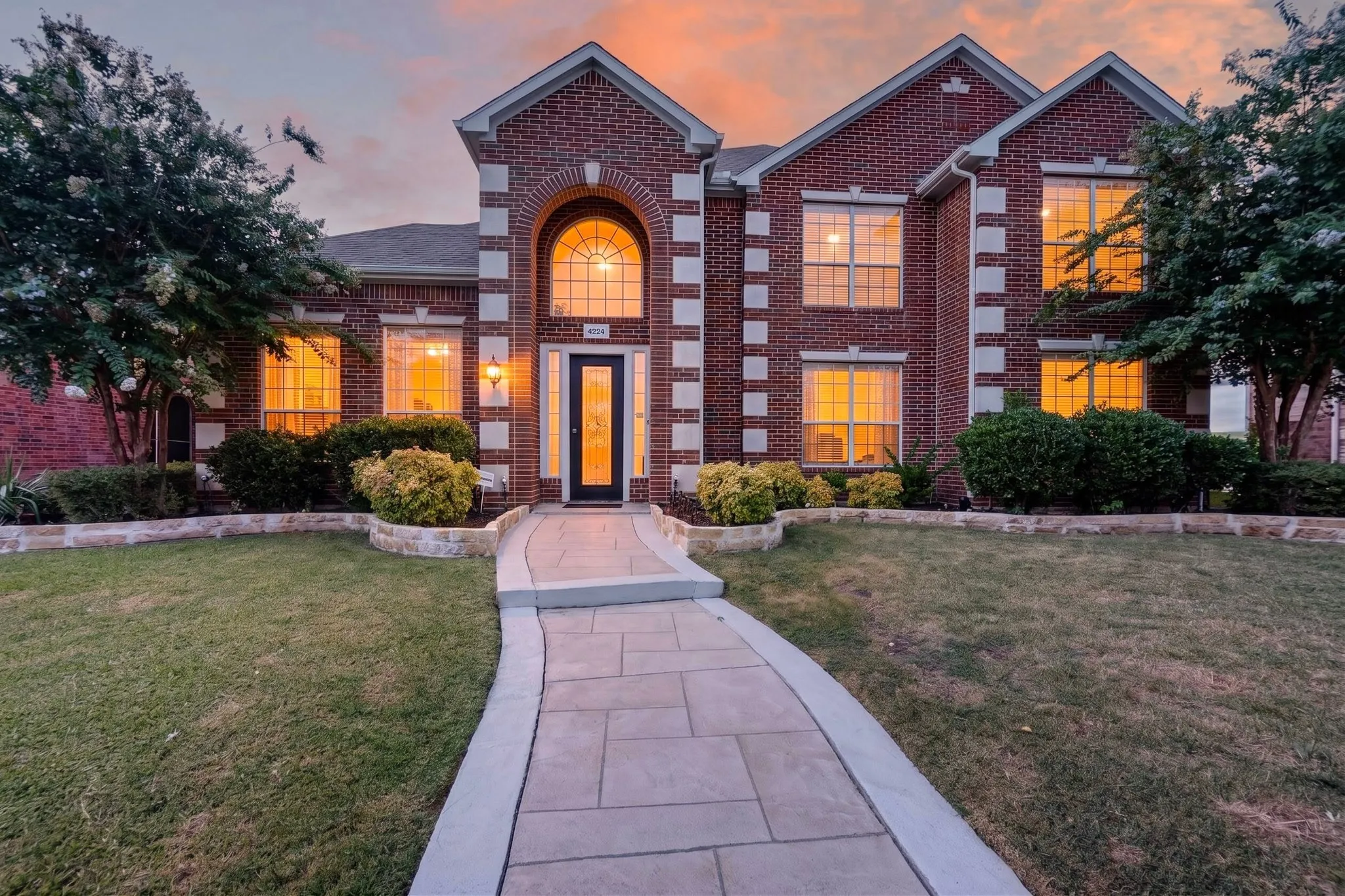 Single Family Residence For Sale in Collin County , 4224 Barnsley Drive, Plano, Texas 75093, 5 Bedroom, 4 Bathroom, 2 Garage spaces, 3,461 Sqft, built in 1994, mls#21330100, Real Estate Agent in Plano, Homes For Sale in Collin county, Homes For Sale in Plano, Realtor in Plano Texas, Real Estate Brokerage Independent Realty Texas, Luminita Cordes Realtor