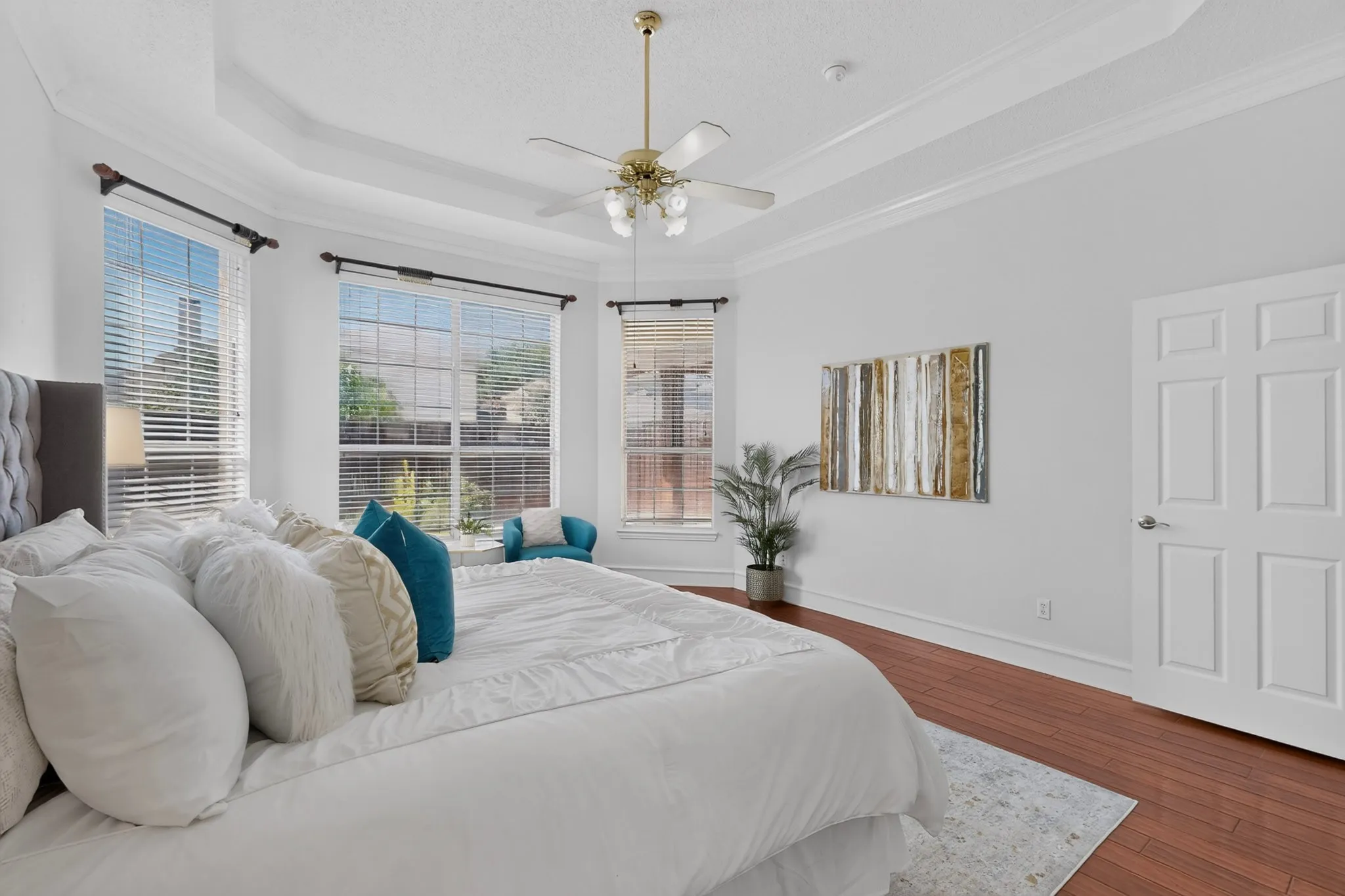 Single Family Residence For Sale in Collin County , 4224 Barnsley Drive, Plano, Texas 75093, 5 Bedroom, 4 Bathroom, 2 Garage spaces, 3,461 Sqft, built in 1994, mls#21330100, Real Estate Agent in Plano, Homes For Sale in Collin county, Homes For Sale in Plano, Realtor in Plano Texas, Real Estate Brokerage Independent Realty Texas, Luminita Cordes Realtor