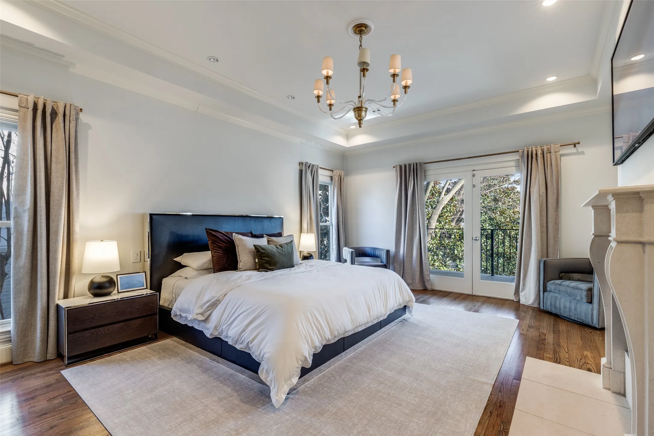 Single Family Residence For Sale in Dallas County , 4800 Abbott Avenue, Highland Park, Texas 75205, 4 Bedroom, 5 Bathroom, 3 Garage spaces, 4,408 Sqft, built in 1996, mls#21331941, Real Estate Agent in Highland Park, Homes For Sale in Dallas county, Homes For Sale in Highland Park, Realtor in Highland Park Texas, Real Estate Brokerage Independent Realty Texas, Luminita Cordes Realtor