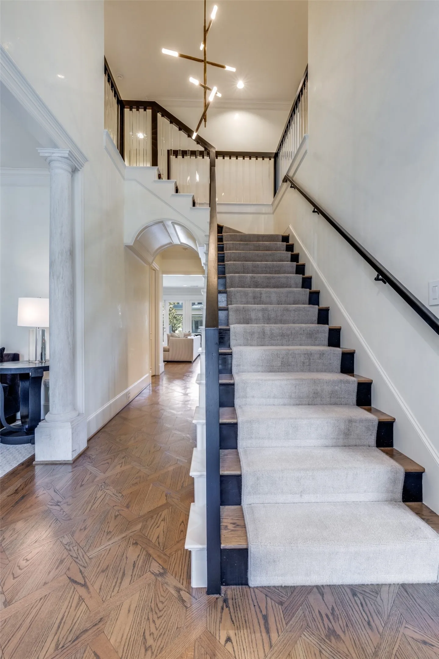 Single Family Residence For Sale in Dallas County , 4800 Abbott Avenue, Highland Park, Texas 75205, 4 Bedroom, 5 Bathroom, 3 Garage spaces, 4,408 Sqft, built in 1996, mls#21331941, Real Estate Agent in Highland Park, Homes For Sale in Dallas county, Homes For Sale in Highland Park, Realtor in Highland Park Texas, Real Estate Brokerage Independent Realty Texas, Luminita Cordes Realtor