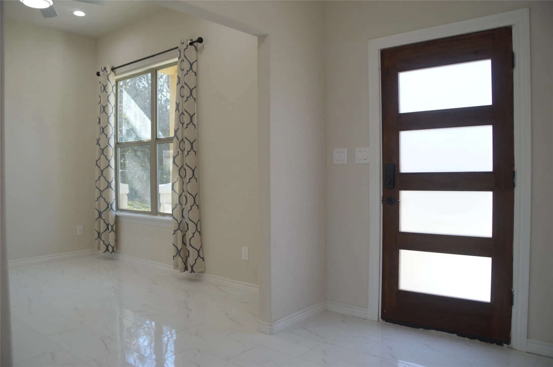Single Family Residence For Rent in Collin County , 4565 County Road 446, Princeton, Texas 75407, 4 Bedroom, 3 Bathroom, 1 Garage spaces, 2,427 Sqft, built in 2022, mls#21331943, Real Estate Agent in Princeton, Homes For Rent in Collin county, Homes For Rent in Princeton, Realtor in Princeton Texas, Real Estate Brokerage Independent Realty Texas, Luminita Cordes Realtor