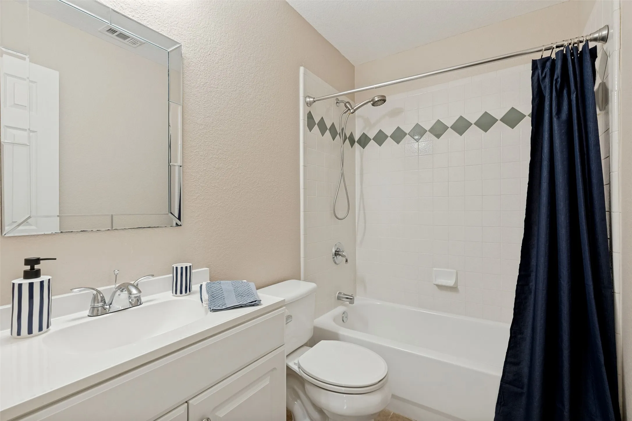 Secondary bathroom