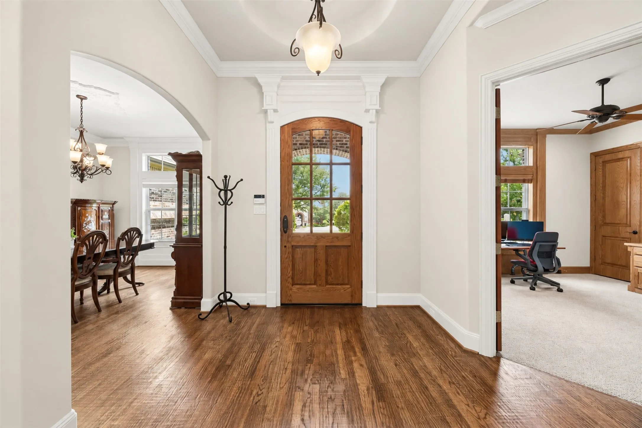 Single Family Residence For Sale in Collin County , 79 Seis Lagos Trail, Lucas, Texas 75098, 4 Bedroom, 4 Bathroom, 3 Garage spaces, 4,034 Sqft, built in 2004, mls#21331404, Real Estate Agent in Lucas, Homes For Sale in Collin county, Homes For Sale in Lucas, Realtor in Lucas Texas, Real Estate Brokerage Independent Realty Texas, Luminita Cordes Realtor