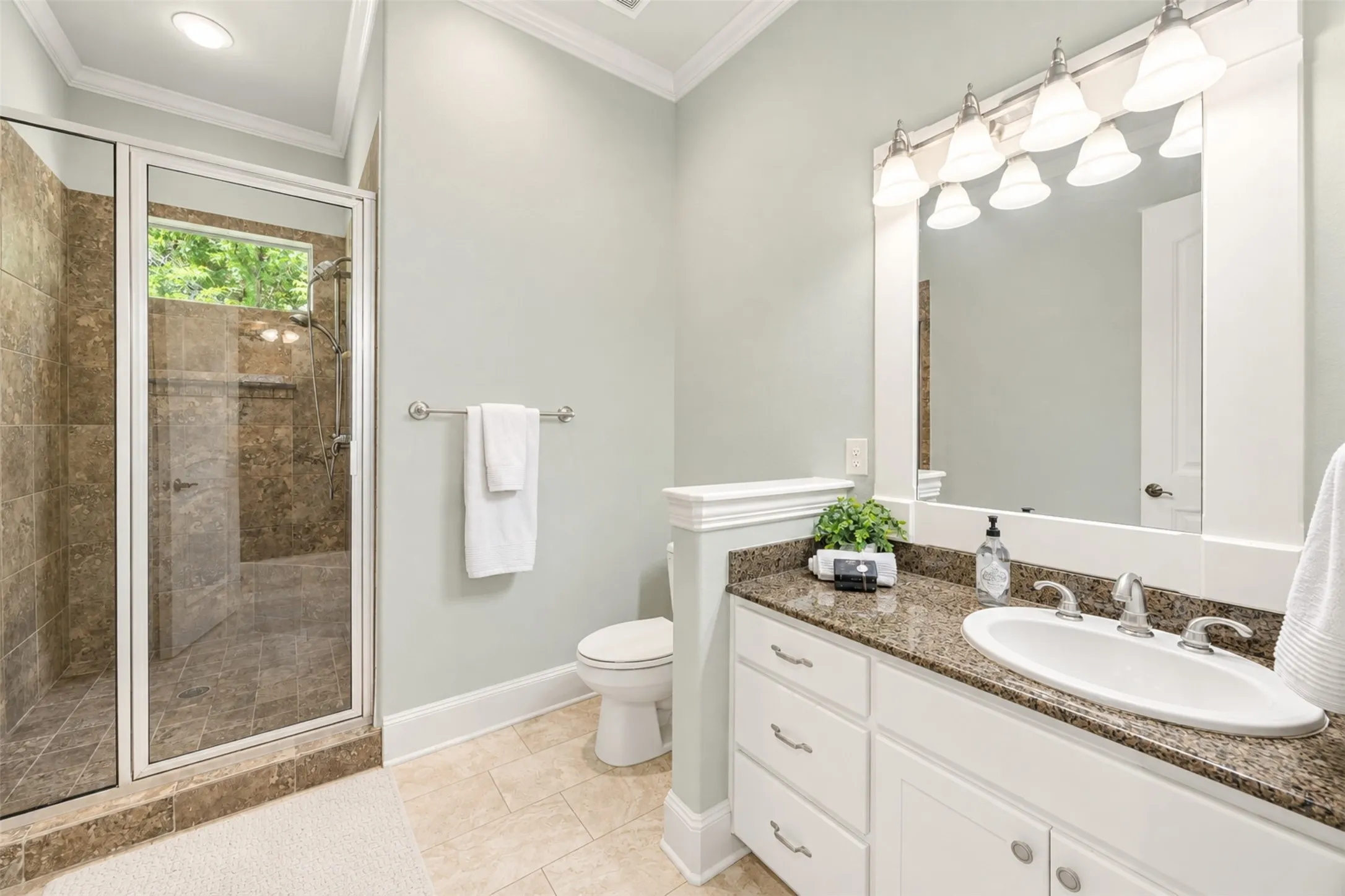 Single Family Residence For Sale in Collin County , 79 Seis Lagos Trail, Lucas, Texas 75098, 4 Bedroom, 4 Bathroom, 3 Garage spaces, 4,034 Sqft, built in 2004, mls#21331404, Real Estate Agent in Lucas, Homes For Sale in Collin county, Homes For Sale in Lucas, Realtor in Lucas Texas, Real Estate Brokerage Independent Realty Texas, Luminita Cordes Realtor