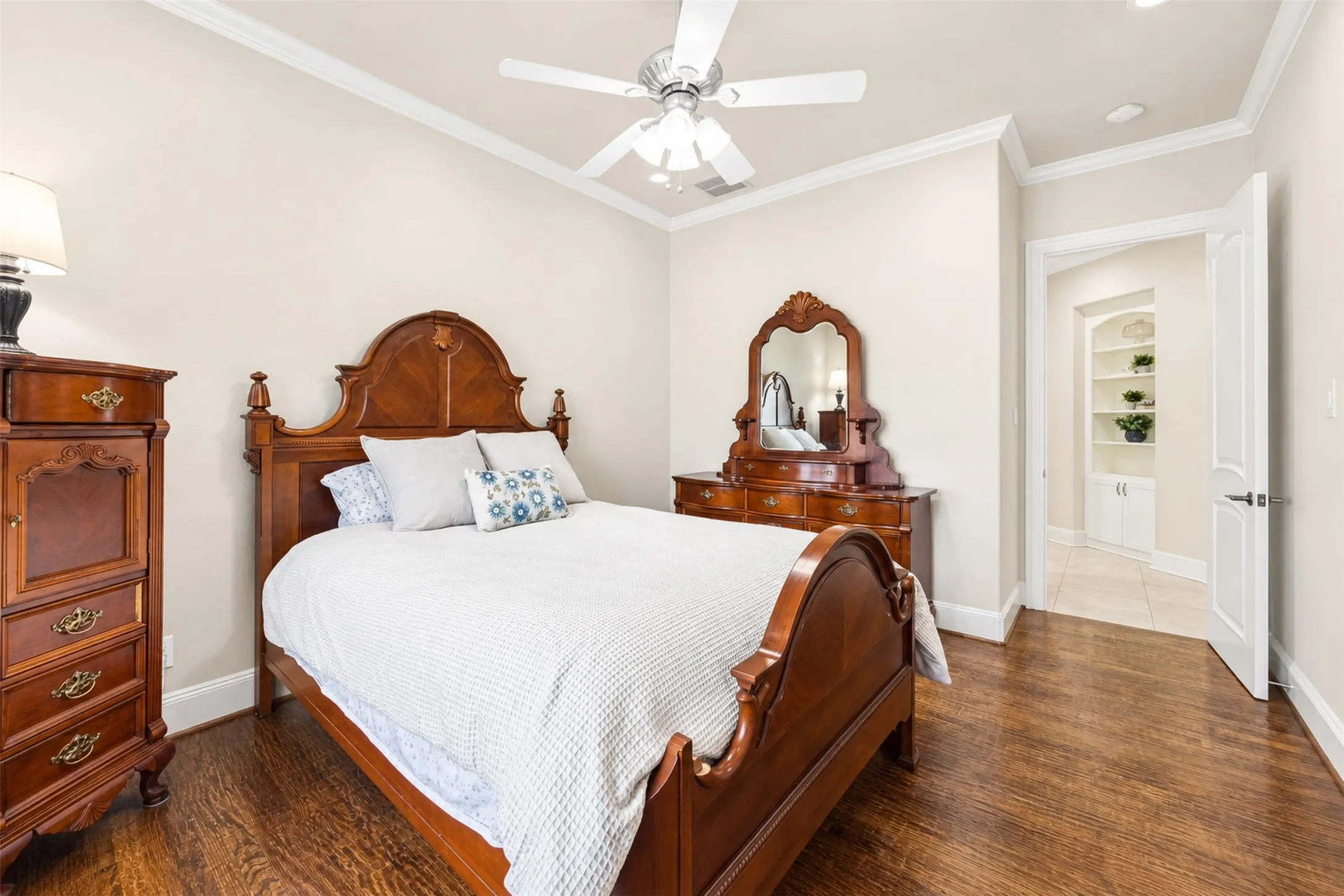 Single Family Residence For Sale in Collin County , 79 Seis Lagos Trail, Lucas, Texas 75098, 4 Bedroom, 4 Bathroom, 3 Garage spaces, 4,034 Sqft, built in 2004, mls#21331404, Real Estate Agent in Lucas, Homes For Sale in Collin county, Homes For Sale in Lucas, Realtor in Lucas Texas, Real Estate Brokerage Independent Realty Texas, Luminita Cordes Realtor