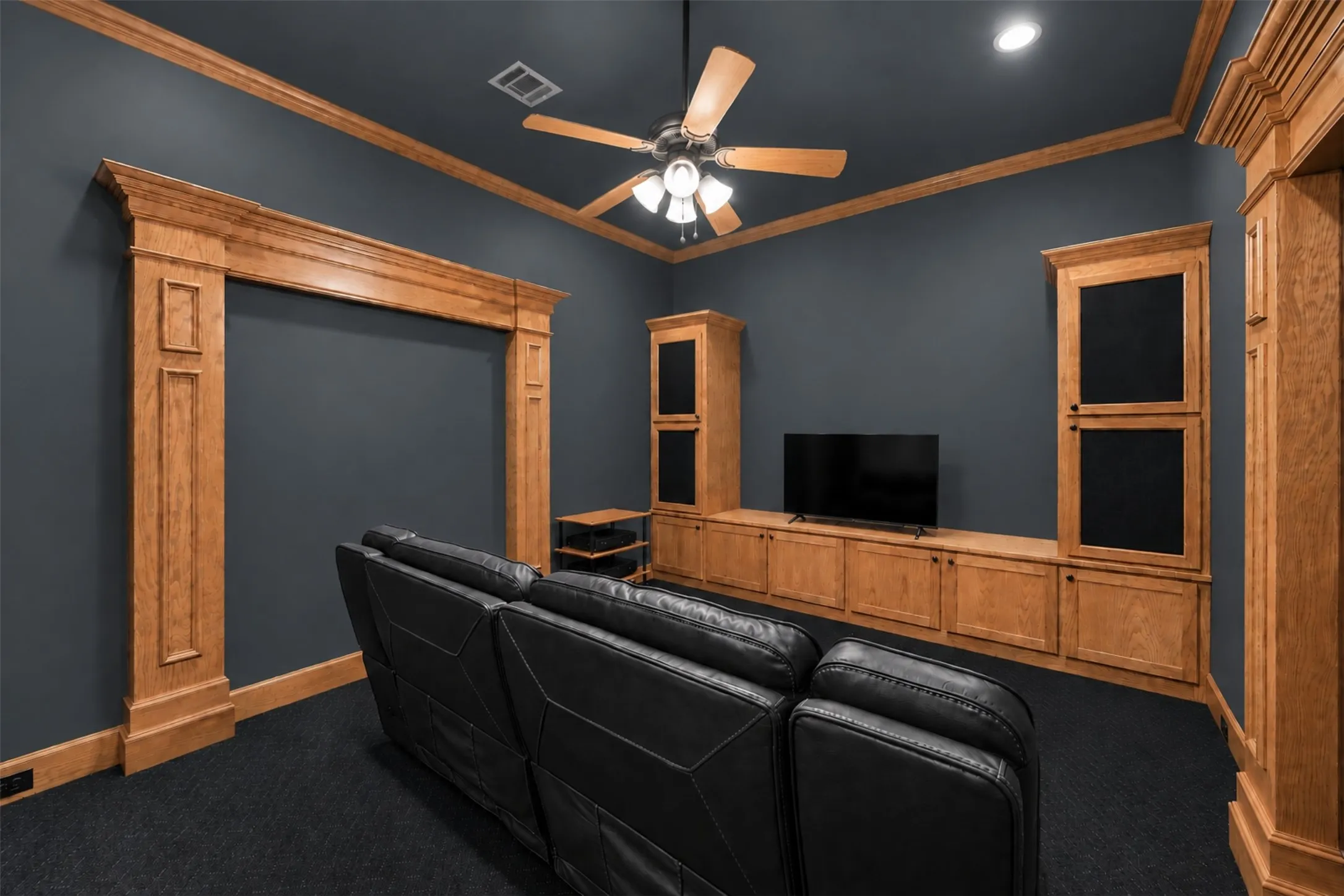 Single Family Residence For Sale in Collin County , 79 Seis Lagos Trail, Lucas, Texas 75098, 4 Bedroom, 4 Bathroom, 3 Garage spaces, 4,034 Sqft, built in 2004, mls#21331404, Real Estate Agent in Lucas, Homes For Sale in Collin county, Homes For Sale in Lucas, Realtor in Lucas Texas, Real Estate Brokerage Independent Realty Texas, Luminita Cordes Realtor