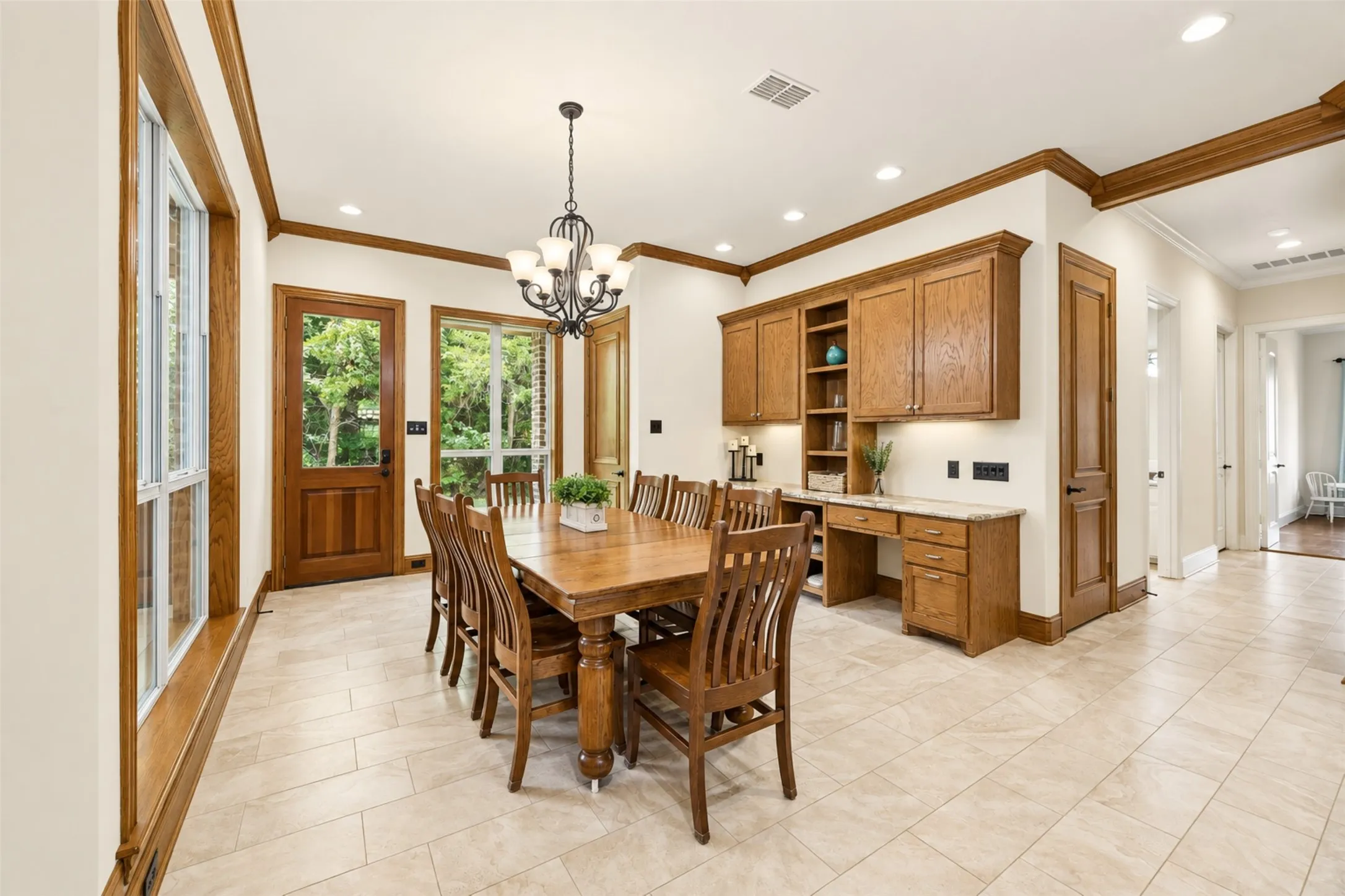 Single Family Residence For Sale in Collin County , 79 Seis Lagos Trail, Lucas, Texas 75098, 4 Bedroom, 4 Bathroom, 3 Garage spaces, 4,034 Sqft, built in 2004, mls#21331404, Real Estate Agent in Lucas, Homes For Sale in Collin county, Homes For Sale in Lucas, Realtor in Lucas Texas, Real Estate Brokerage Independent Realty Texas, Luminita Cordes Realtor