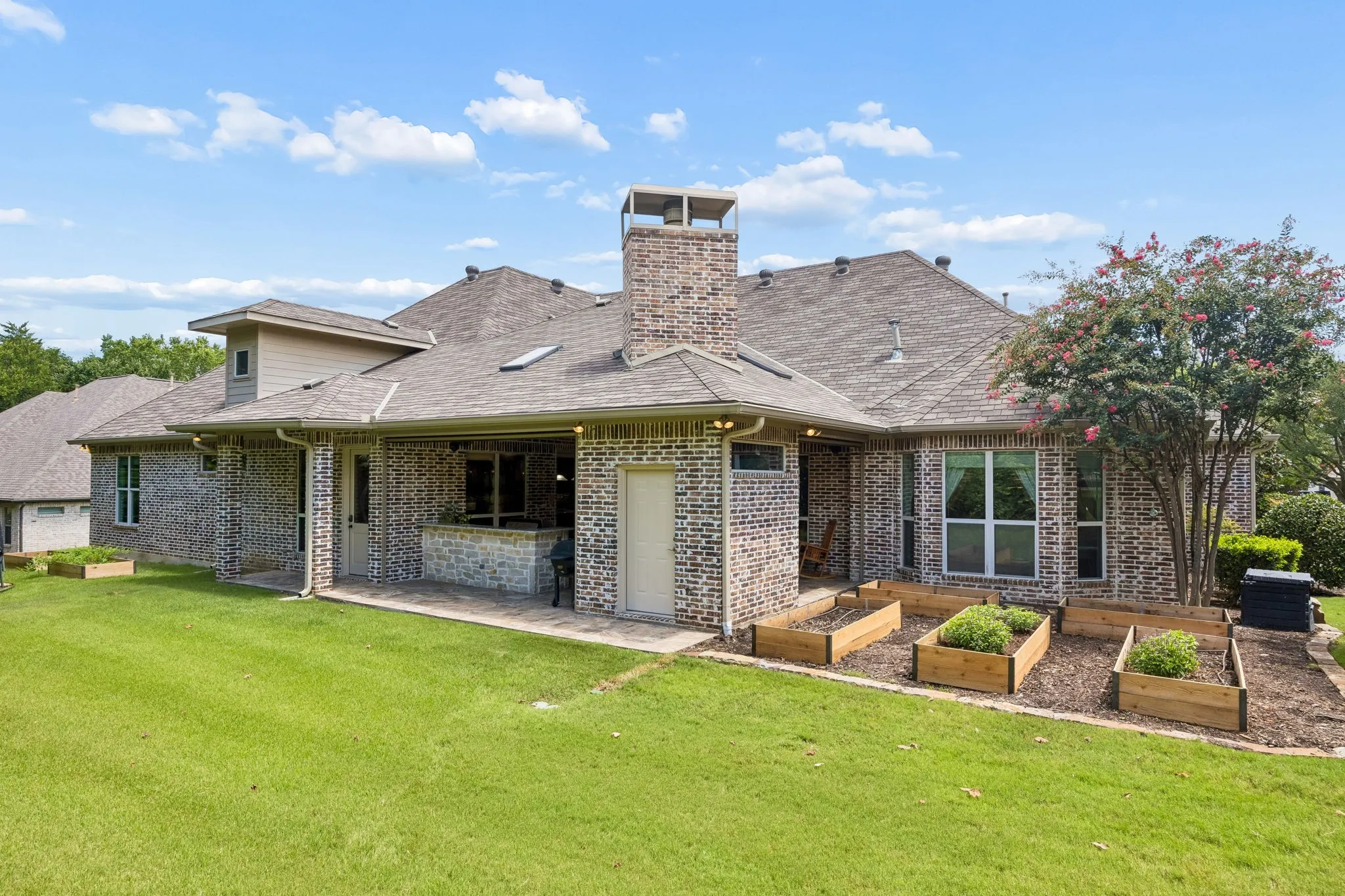 Single Family Residence For Sale in Collin County , 79 Seis Lagos Trail, Lucas, Texas 75098, 4 Bedroom, 4 Bathroom, 3 Garage spaces, 4,034 Sqft, built in 2004, mls#21331404, Real Estate Agent in Lucas, Homes For Sale in Collin county, Homes For Sale in Lucas, Realtor in Lucas Texas, Real Estate Brokerage Independent Realty Texas, Luminita Cordes Realtor