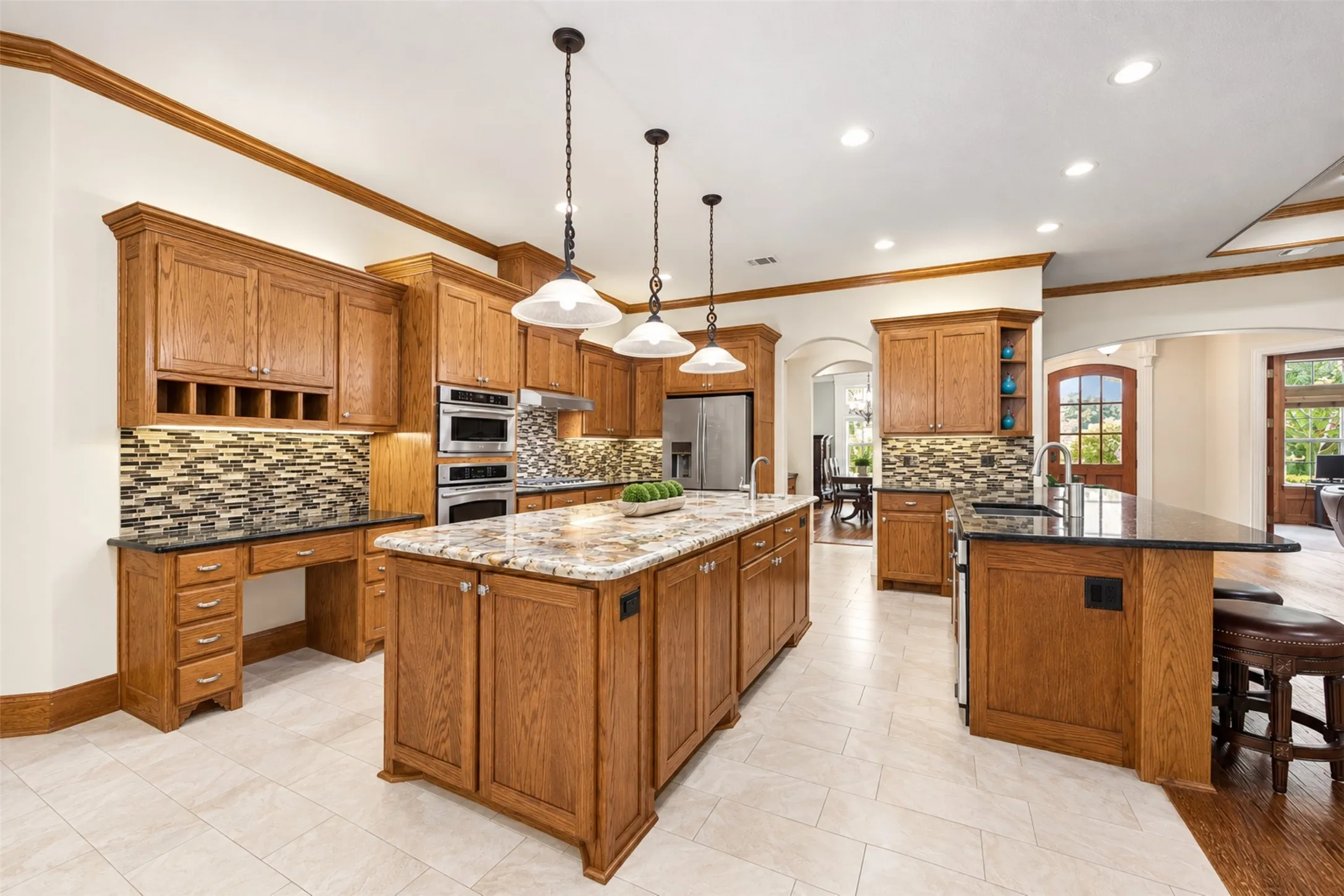 Single Family Residence For Sale in Collin County , 79 Seis Lagos Trail, Lucas, Texas 75098, 4 Bedroom, 4 Bathroom, 3 Garage spaces, 4,034 Sqft, built in 2004, mls#21331404, Real Estate Agent in Lucas, Homes For Sale in Collin county, Homes For Sale in Lucas, Realtor in Lucas Texas, Real Estate Brokerage Independent Realty Texas, Luminita Cordes Realtor
