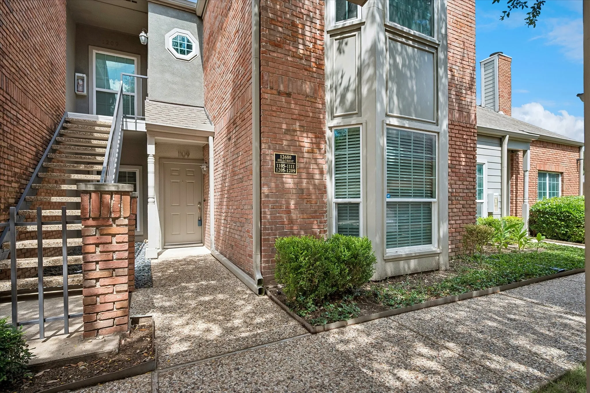 Condominium For Sale in Dallas County , 12680 Hillcrest Road 1109, Dallas, Texas 75230, 2 Bedroom, 2 Bathroom, Garage spaces, 1,333 Sqft, built in 1983, mls#21285604, Real Estate Agent in Dallas, Homes For Sale in Dallas county, Homes For Sale in Dallas, Realtor in Dallas Texas, Real Estate Brokerage Independent Realty Texas, Luminita Cordes Realtor