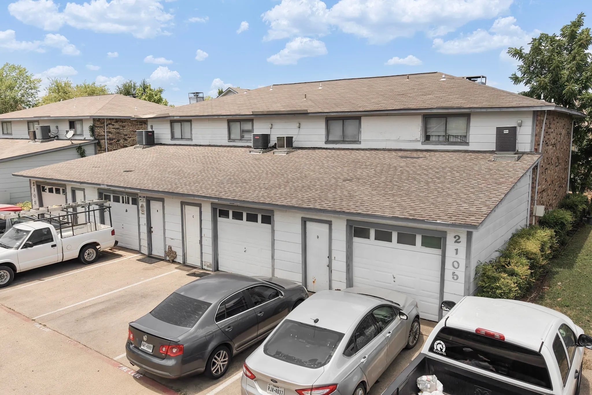 Quadruplex For Sale in Dallas County , 2105 W Walnut Street A, B, C, D, Garland, Texas 75042, 8 Bedroom, 5 Bathroom, 4 Garage spaces, 3,900 Sqft, built in 1984, mls#21305127, Real Estate Agent in Garland, Homes For Sale in Dallas county, Homes For Sale in Garland, Realtor in Garland Texas, Real Estate Brokerage Independent Realty Texas, Luminita Cordes Realtor
