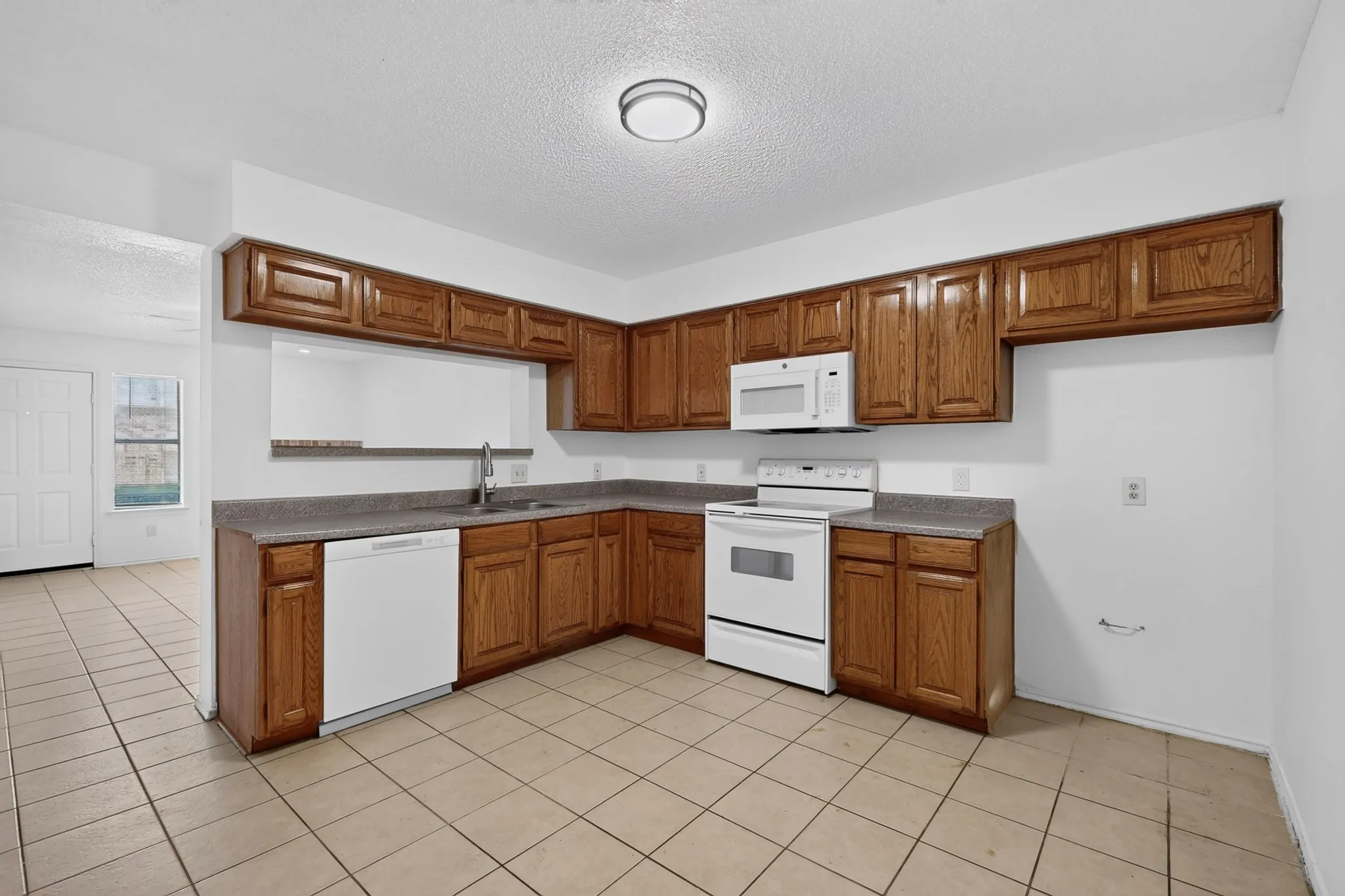 Quadruplex For Sale in Dallas County , 2105 W Walnut Street A, B, C, D, Garland, Texas 75042, 8 Bedroom, 5 Bathroom, 4 Garage spaces, 3,900 Sqft, built in 1984, mls#21305127, Real Estate Agent in Garland, Homes For Sale in Dallas county, Homes For Sale in Garland, Realtor in Garland Texas, Real Estate Brokerage Independent Realty Texas, Luminita Cordes Realtor