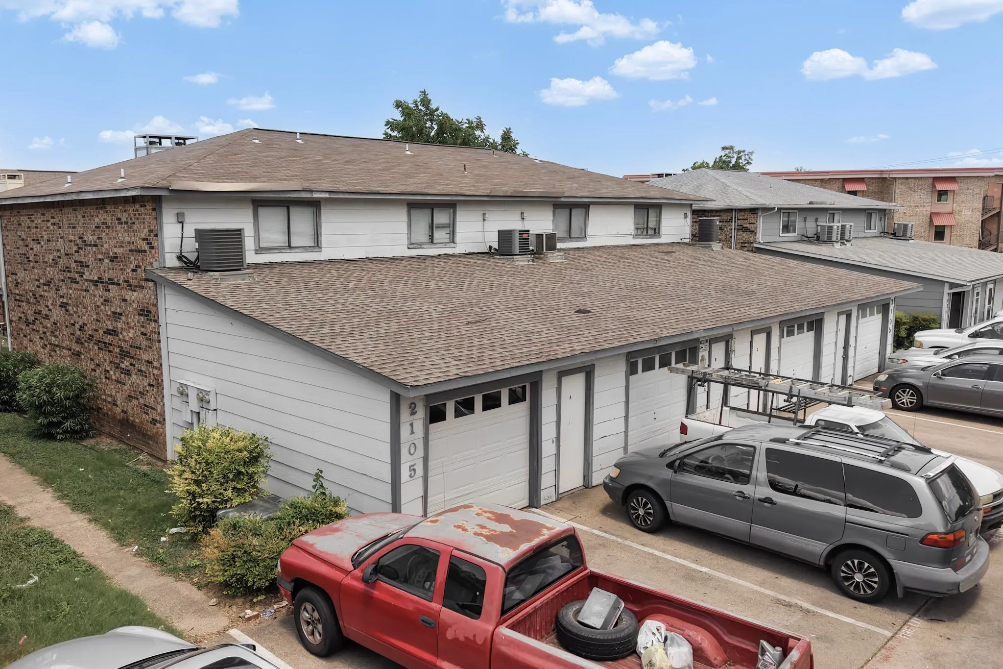 Quadruplex For Sale in Dallas County , 2105 W Walnut Street A, B, C, D, Garland, Texas 75042, 8 Bedroom, 5 Bathroom, 4 Garage spaces, 3,900 Sqft, built in 1984, mls#21305127, Real Estate Agent in Garland, Homes For Sale in Dallas county, Homes For Sale in Garland, Realtor in Garland Texas, Real Estate Brokerage Independent Realty Texas, Luminita Cordes Realtor