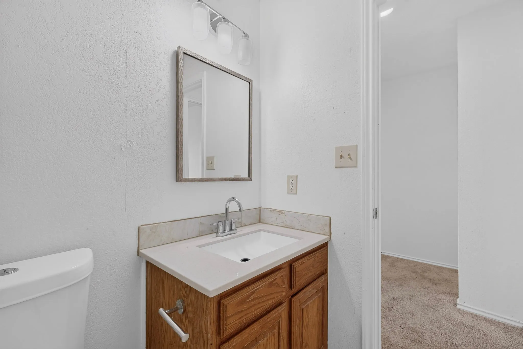 Quadruplex For Sale in Dallas County , 2105 W Walnut Street A, B, C, D, Garland, Texas 75042, 8 Bedroom, 5 Bathroom, 4 Garage spaces, 3,900 Sqft, built in 1984, mls#21305127, Real Estate Agent in Garland, Homes For Sale in Dallas county, Homes For Sale in Garland, Realtor in Garland Texas, Real Estate Brokerage Independent Realty Texas, Luminita Cordes Realtor