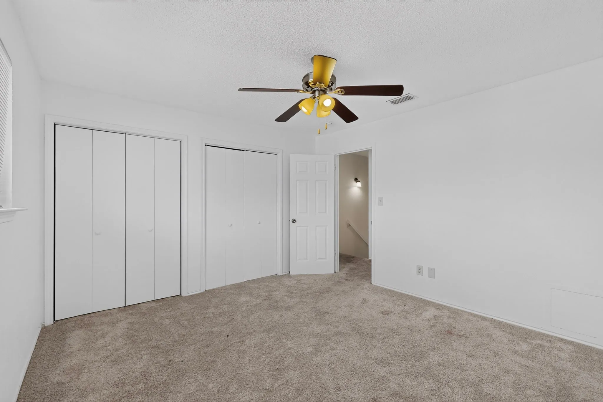 Quadruplex For Sale in Dallas County , 2105 W Walnut Street A, B, C, D, Garland, Texas 75042, 8 Bedroom, 5 Bathroom, 4 Garage spaces, 3,900 Sqft, built in 1984, mls#21305127, Real Estate Agent in Garland, Homes For Sale in Dallas county, Homes For Sale in Garland, Realtor in Garland Texas, Real Estate Brokerage Independent Realty Texas, Luminita Cordes Realtor
