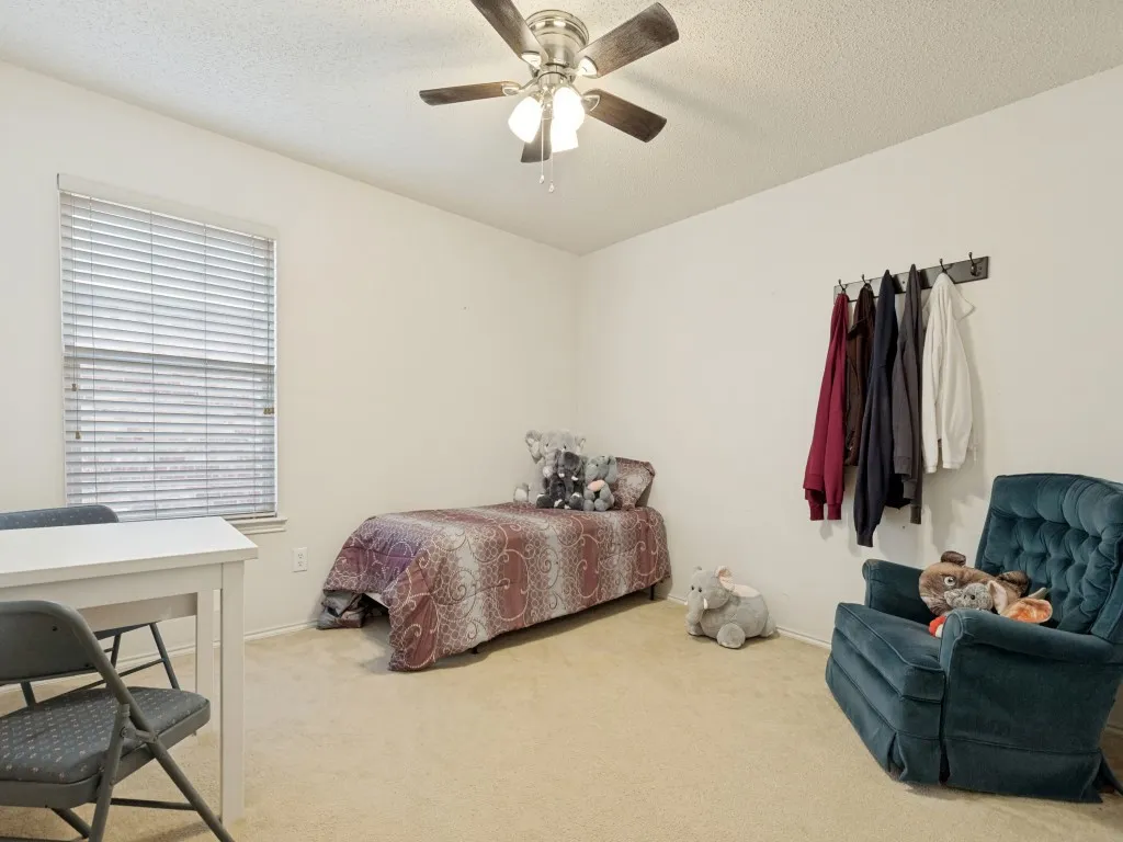 Single Family Residence For Sale in Collin County , 9809 Nixon Drive, Mc Kinney, Texas 75072, 3 Bedroom, 2 Bathroom, 2 Garage spaces, 1,815 Sqft, built in 2003, mls#21331926, Real Estate Agent in Mc Kinney, Homes For Sale in Collin county, Homes For Sale in Mc Kinney, Realtor in Mc Kinney Texas, Real Estate Brokerage Independent Realty Texas, Luminita Cordes Realtor