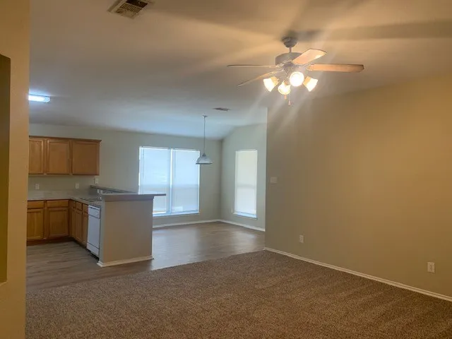 Single Family Residence For Sale in Collin County , 721 Bamboo Drive, Anna, Texas 75409, 3 Bedrooms, 2 Bathrooms, 2 Garage spaces, 1,490 Sqft, built in 2005, Price $289,500, mls#21327893, Real Estate Agent in Anna, Homes For Sale in Collin county, Homes For Sale in Anna, Realtor in Anna Texas, Real Estate Brokerage Independent Realty Texas, Luminita Cordes Realtor