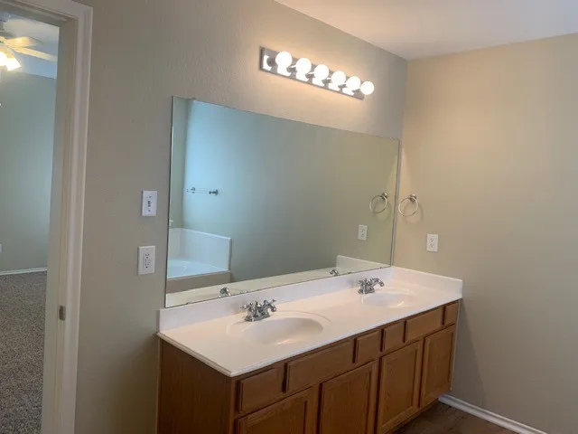 Single Family Residence For Sale in Collin County , 721 Bamboo Drive, Anna, Texas 75409, 3 Bedrooms, 2 Bathrooms, 2 Garage spaces, 1,490 Sqft, built in 2005, Price $289,500, mls#21327893, Real Estate Agent in Anna, Homes For Sale in Collin county, Homes For Sale in Anna, Realtor in Anna Texas, Real Estate Brokerage Independent Realty Texas, Luminita Cordes Realtor