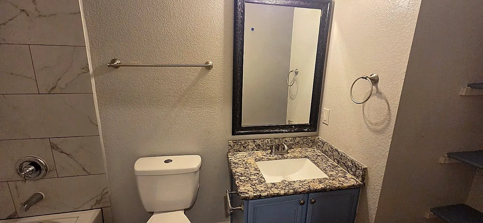 Single Family Residence For Sale in Denton County , 1452 Waterford Drive, Little Elm, Texas 75068, 4 Bedroom, 3 Bathroom, 2 Garage spaces, 2,792 Sqft, built in 2005, mls#21331990, Real Estate Agent in Little Elm, Homes For Sale in Denton county, Homes For Sale in Little Elm, Realtor in Little Elm Texas, Real Estate Brokerage Independent Realty Texas, Luminita Cordes Realtor