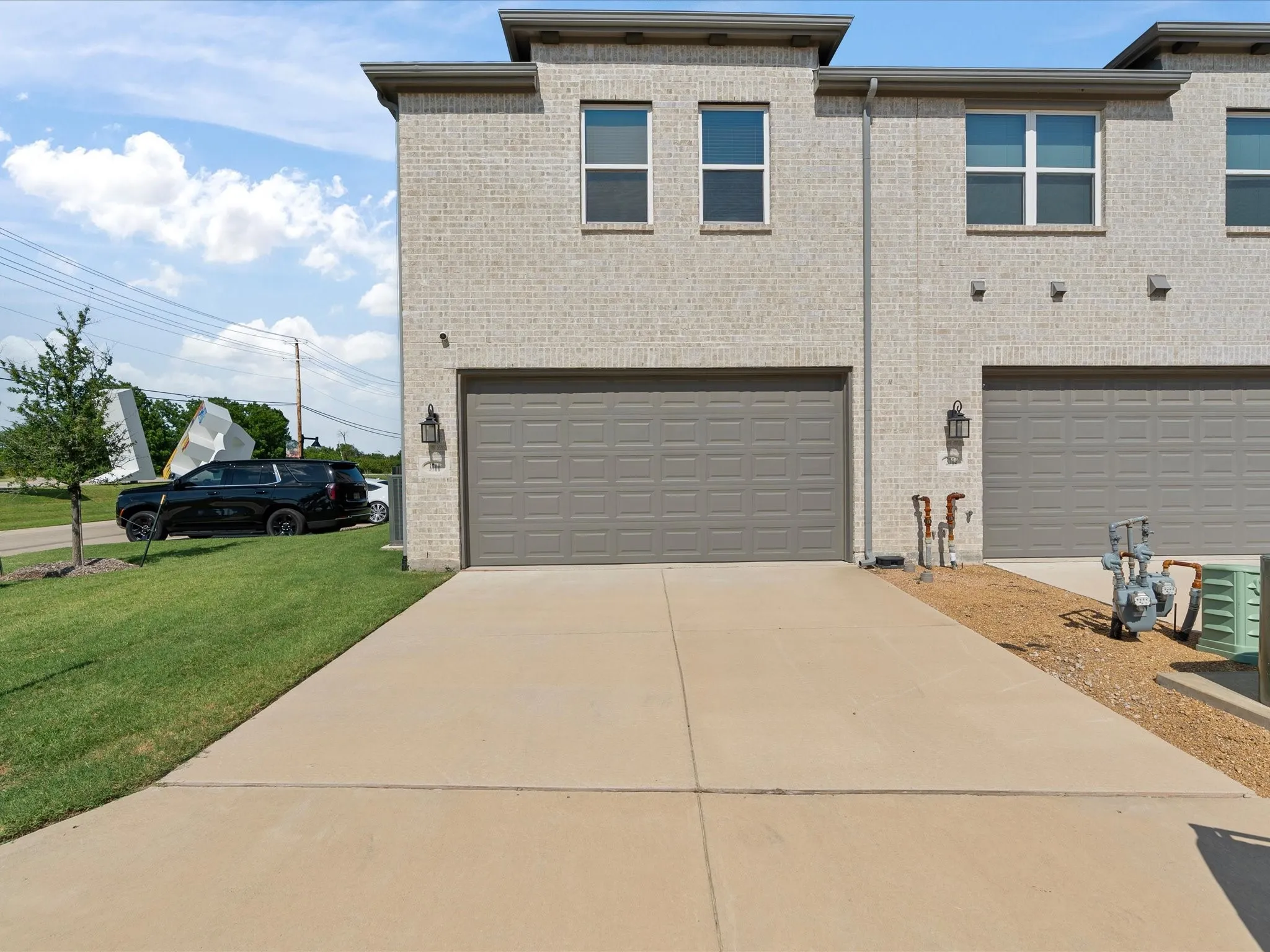 Single Family Residence For Sale in Grayson County , 3700 Queen Road, Sherman, Texas 75090, 3 Bedroom, 3 Bathroom, 2 Garage spaces, 1,809 Sqft, built in 2022, mls#21310274, Real Estate Agent in Sherman, Homes For Sale in Grayson county, Homes For Sale in Sherman, Realtor in Sherman Texas, Real Estate Brokerage Independent Realty Texas, Luminita Cordes Realtor