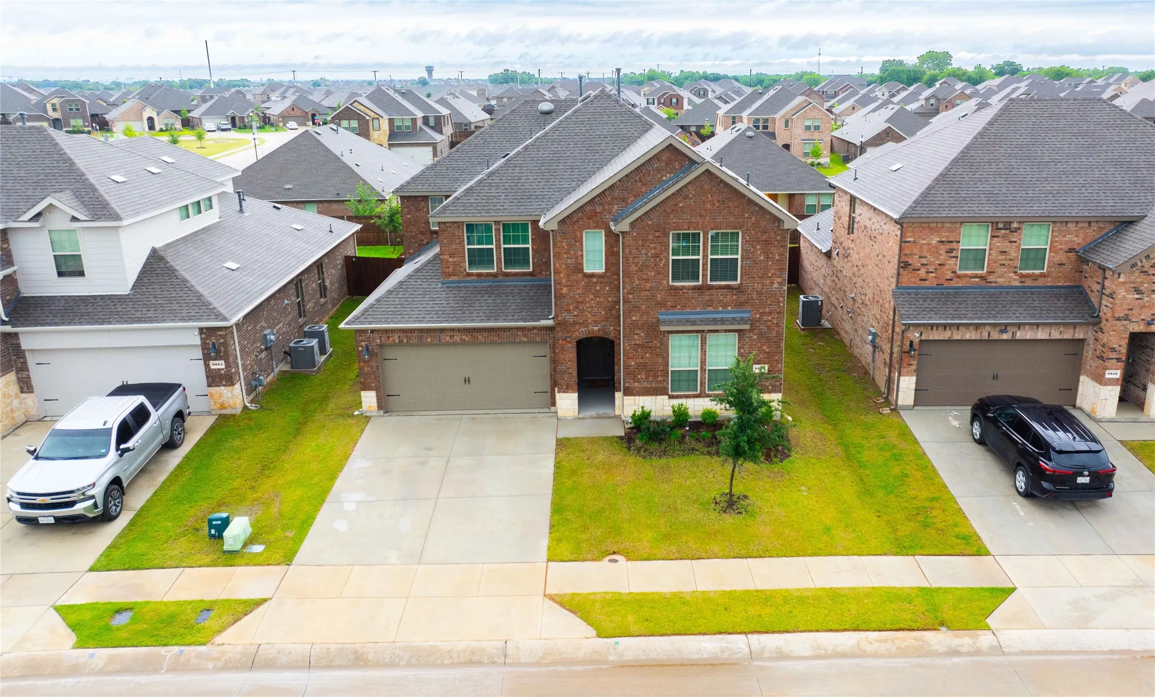 Single Family Residence For Sale in Denton County , 9820 Elk Falls Lane, Aubrey, Texas 76227, 4 Bedrooms, 3 Bathrooms, 2 Garage spaces, 2,965 Sqft, built in 2024, Price $399,000, mls#21331996, Real Estate Agent in Aubrey, Homes For Sale in Denton county, Homes For Sale in Aubrey, Realtor in Aubrey Texas, Real Estate Brokerage Independent Realty Texas, Luminita Cordes Realtor