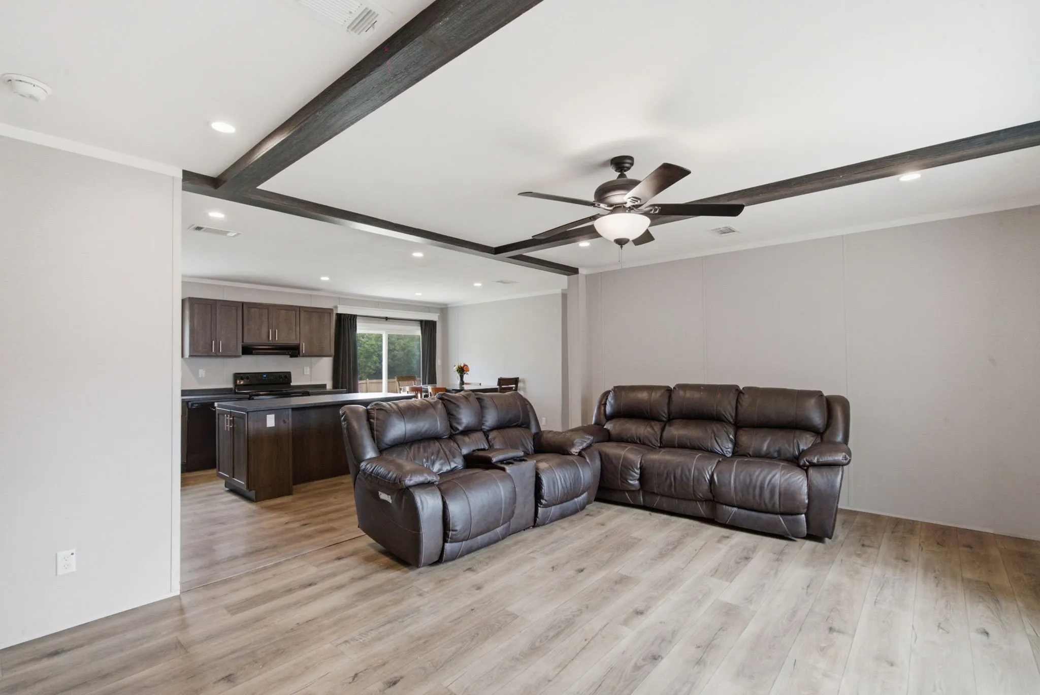 Mobile Home For Sale in Eastland County , 101 Winsett Springs Road, Ranger, Texas 76470, 4 Bedroom, 2 Bathroom, Garage spaces, 1,387 Sqft, built in 2025, mls#21331980, Real Estate Agent in Ranger, Homes For Sale in Eastland county, Homes For Sale in Ranger, Realtor in Ranger Texas, Real Estate Brokerage Independent Realty Texas, Luminita Cordes Realtor