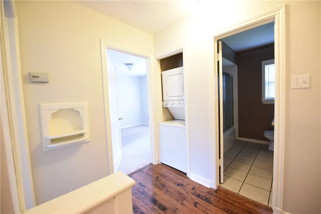 Condominium For Rent in Dallas County , 6357 Oriole Drive Q, Dallas, Texas 75209, 2 Bedroom, 2 Bathroom, Garage spaces, 1,029 Sqft, built in 1951, mls#21330934, Real Estate Agent in Dallas, Homes For Rent in Dallas county, Homes For Rent in Dallas, Realtor in Dallas Texas, Real Estate Brokerage Independent Realty Texas, Luminita Cordes Realtor