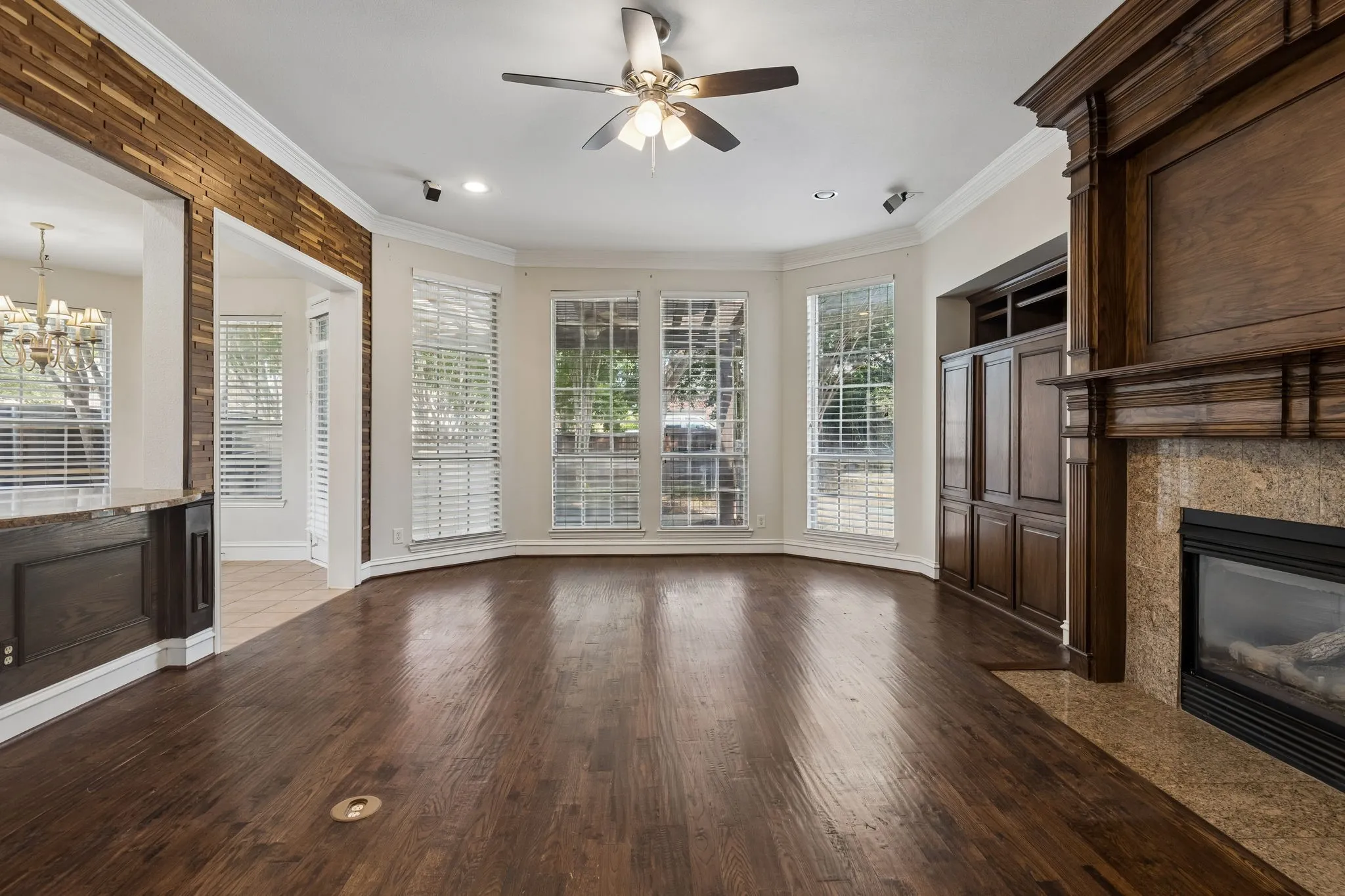 Single Family Residence For Sale in Collin County , 1401 Bristlewood Drive, Mc Kinney, Texas 75072, 4 Bedroom, 4 Bathroom, 3 Garage spaces, 3,970 Sqft, built in 2001, mls#21317053, Real Estate Agent in Mc Kinney, Homes For Sale in Collin county, Homes For Sale in Mc Kinney, Realtor in Mc Kinney Texas, Real Estate Brokerage Independent Realty Texas, Luminita Cordes Realtor